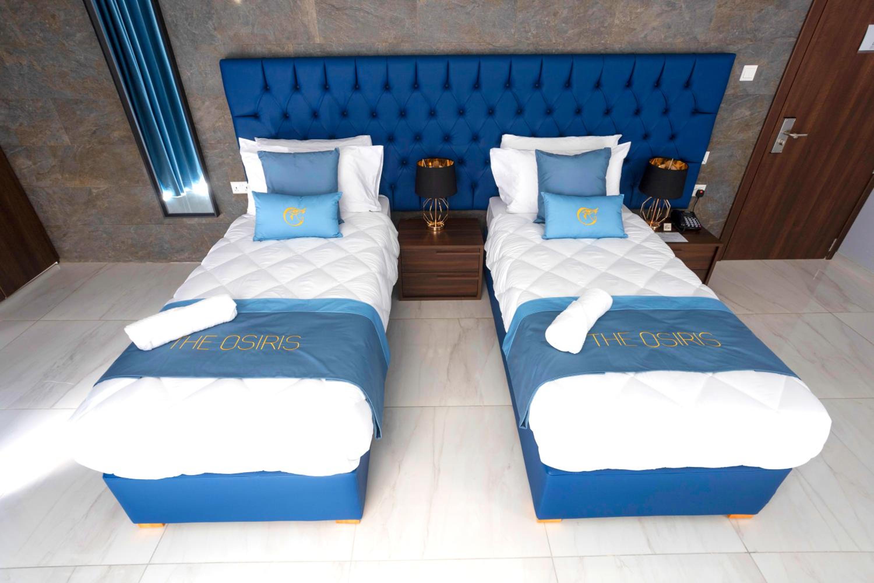 Double or Twin Room with Balcony photo 3