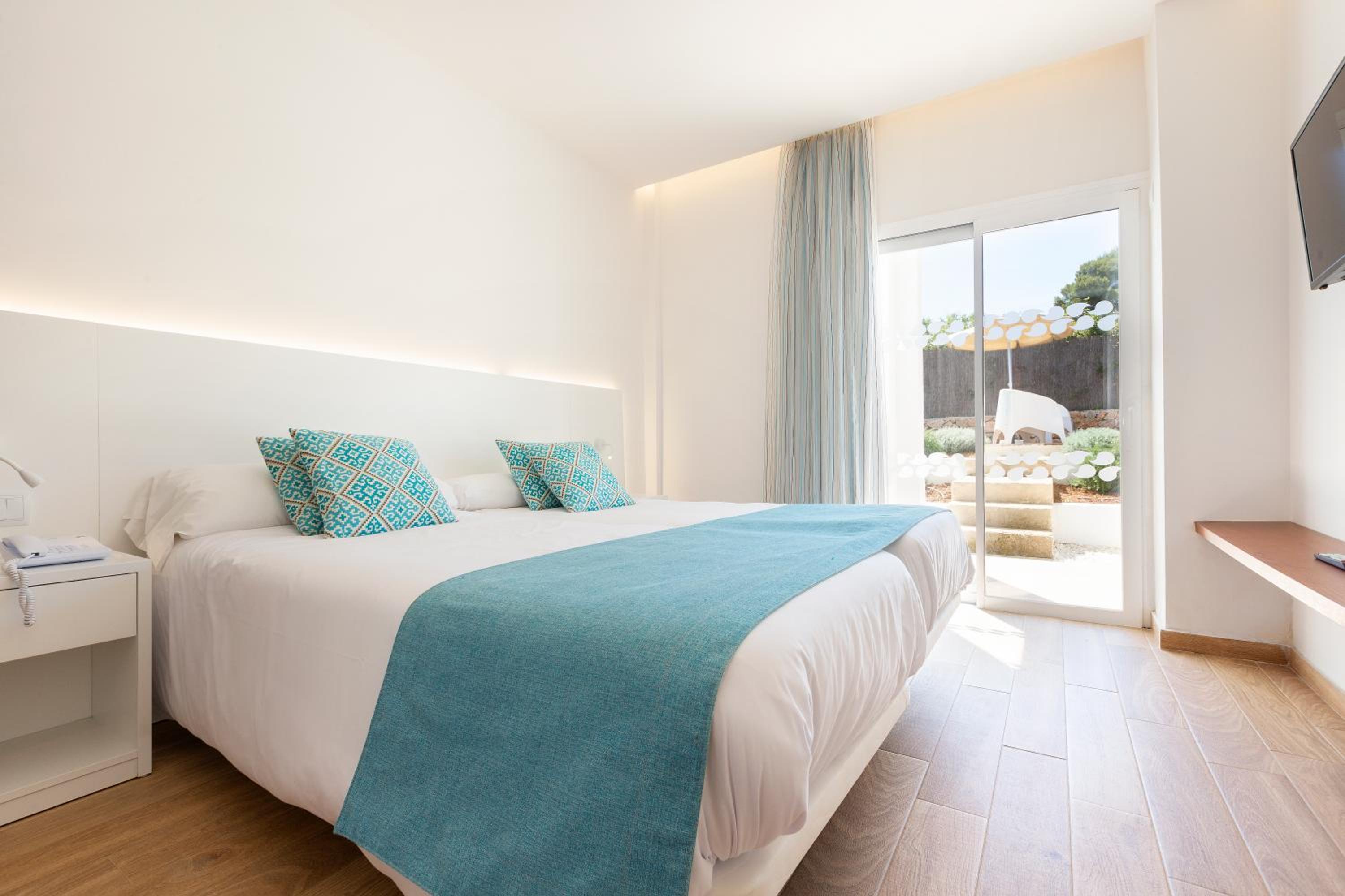 Premium Suite  (2 Adults + 2 Children) photo 2