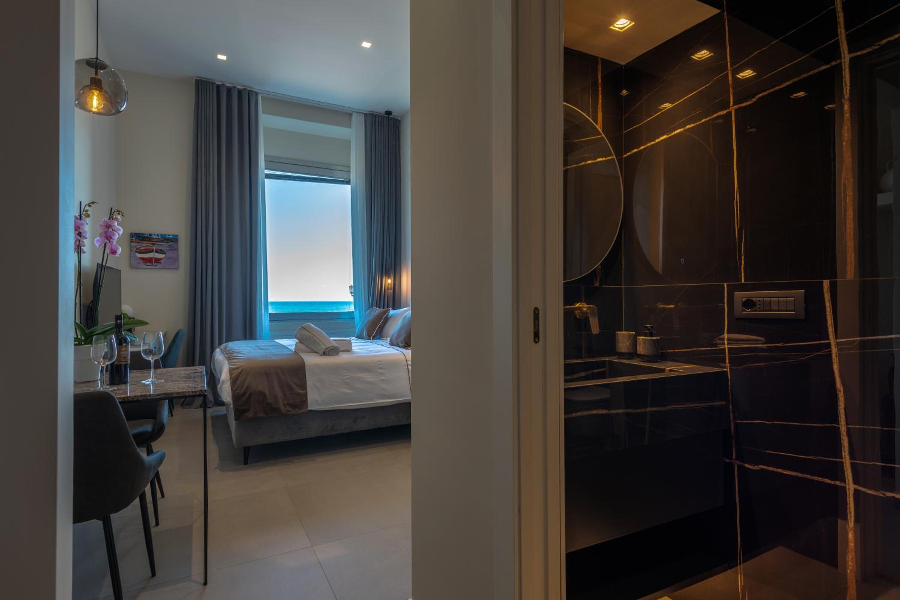 Suite with Sea View
