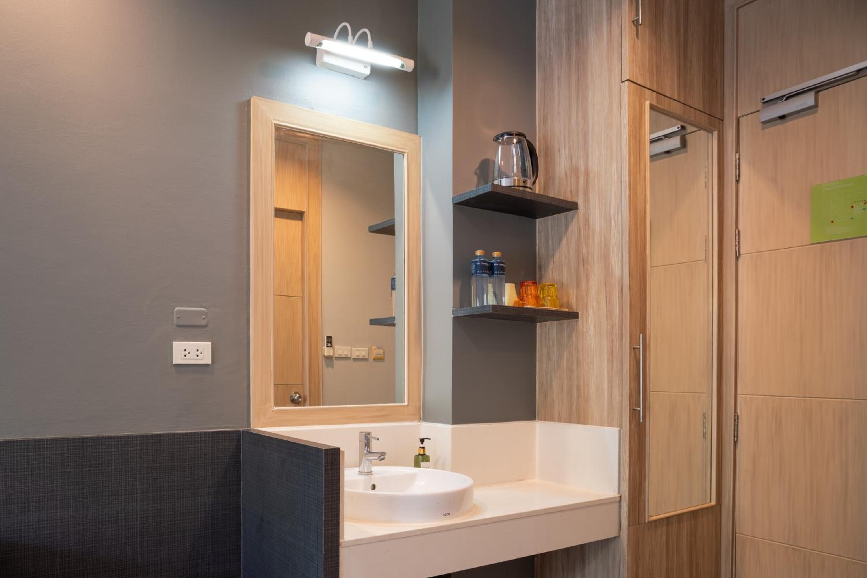 Premier Triple Room photo 3