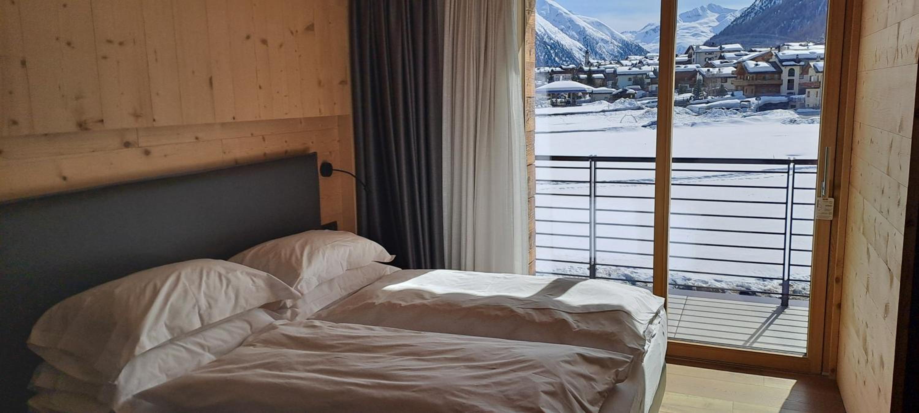 Deluxe Double or Twin Room - Photo 1