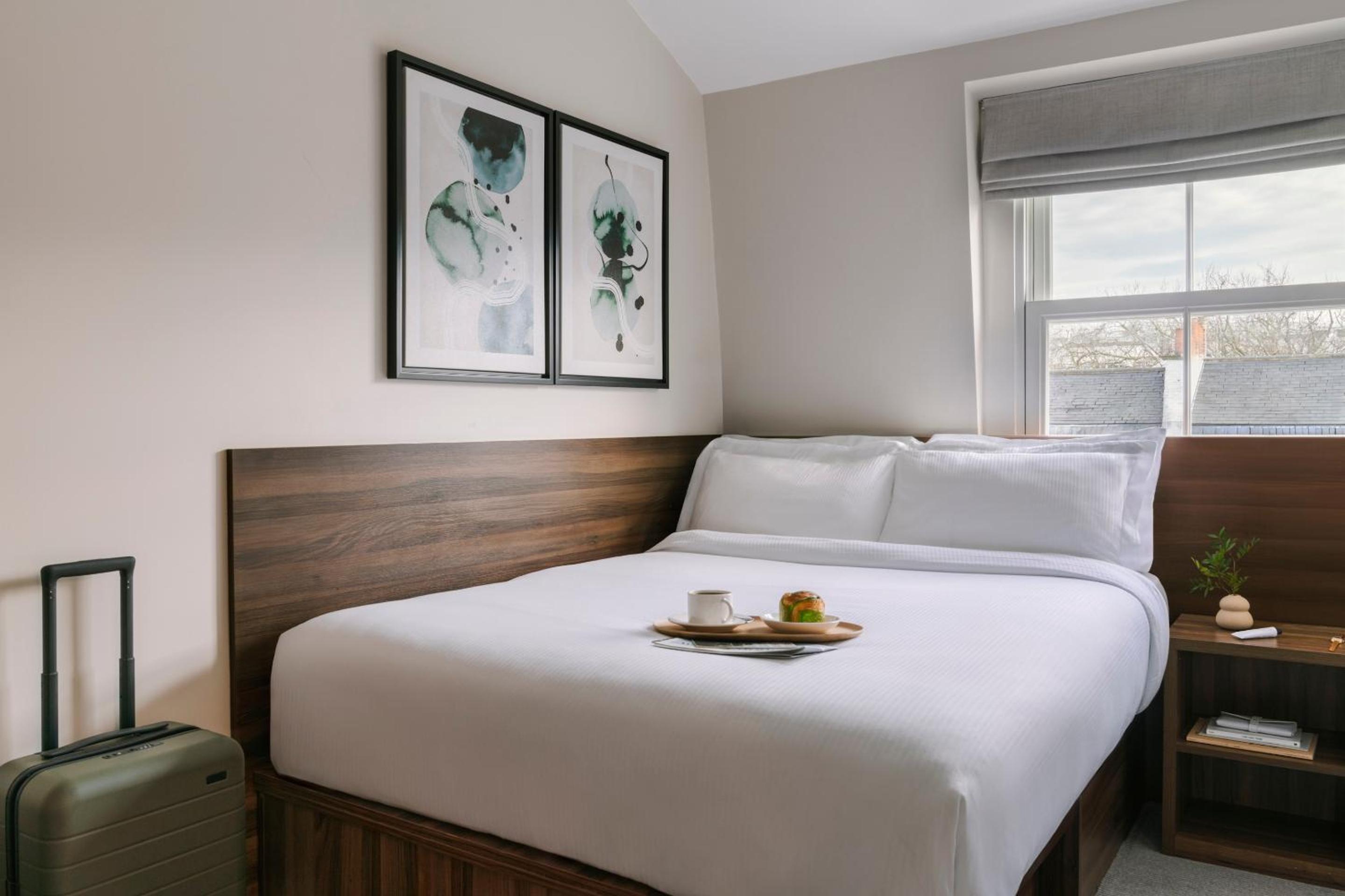 Small Double Room photo 2