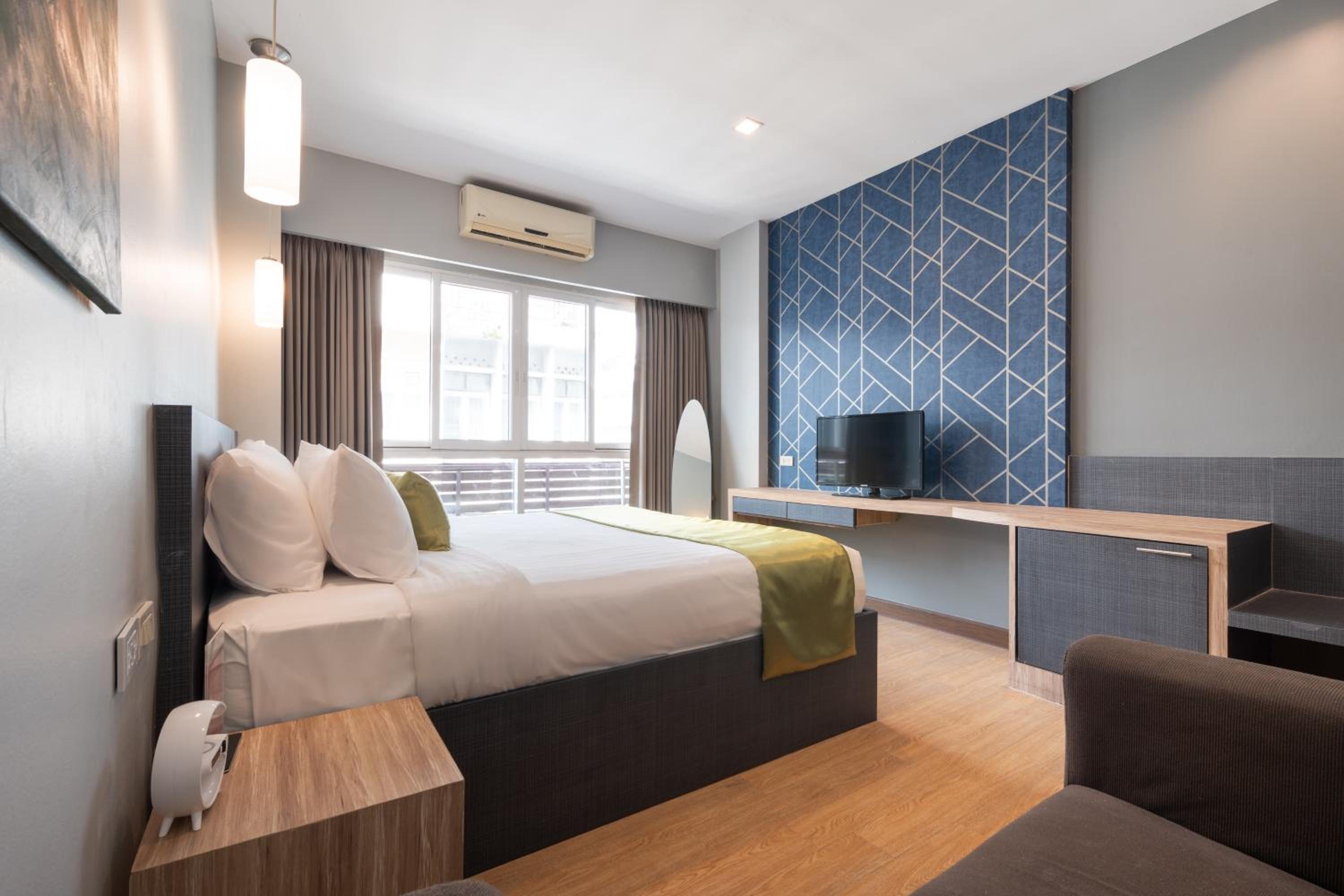 Deluxe Double or Twin Room photo 3