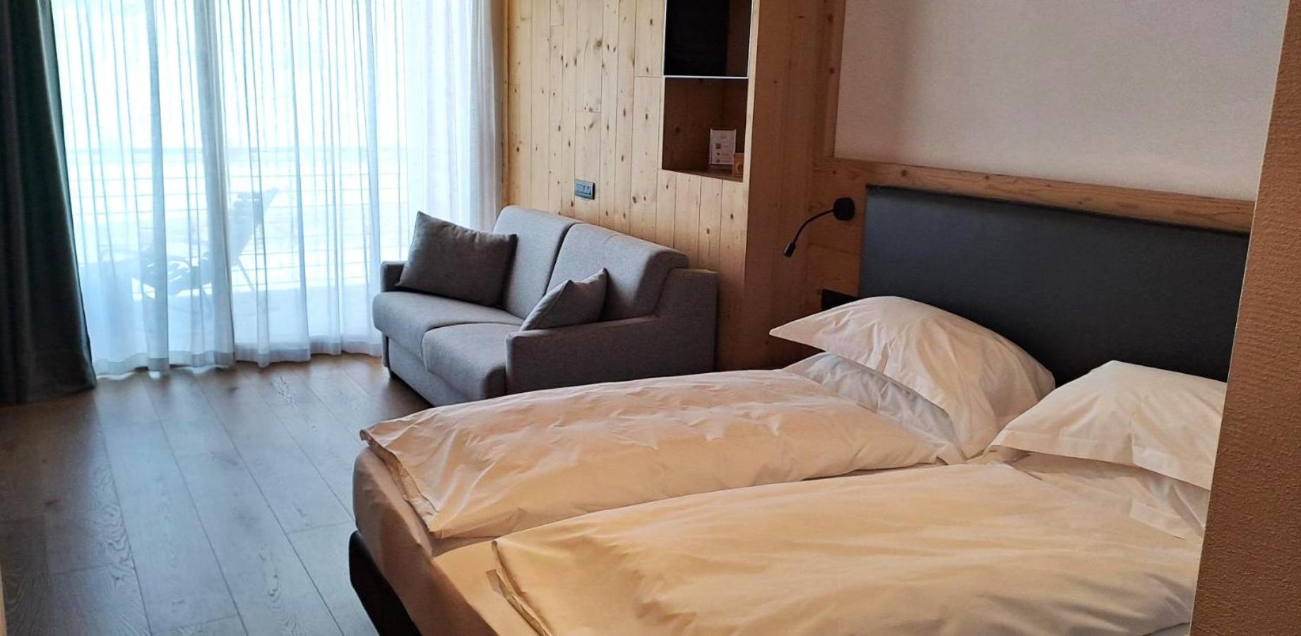 Superior Double or Twin Room with Mountain View - Photo 4