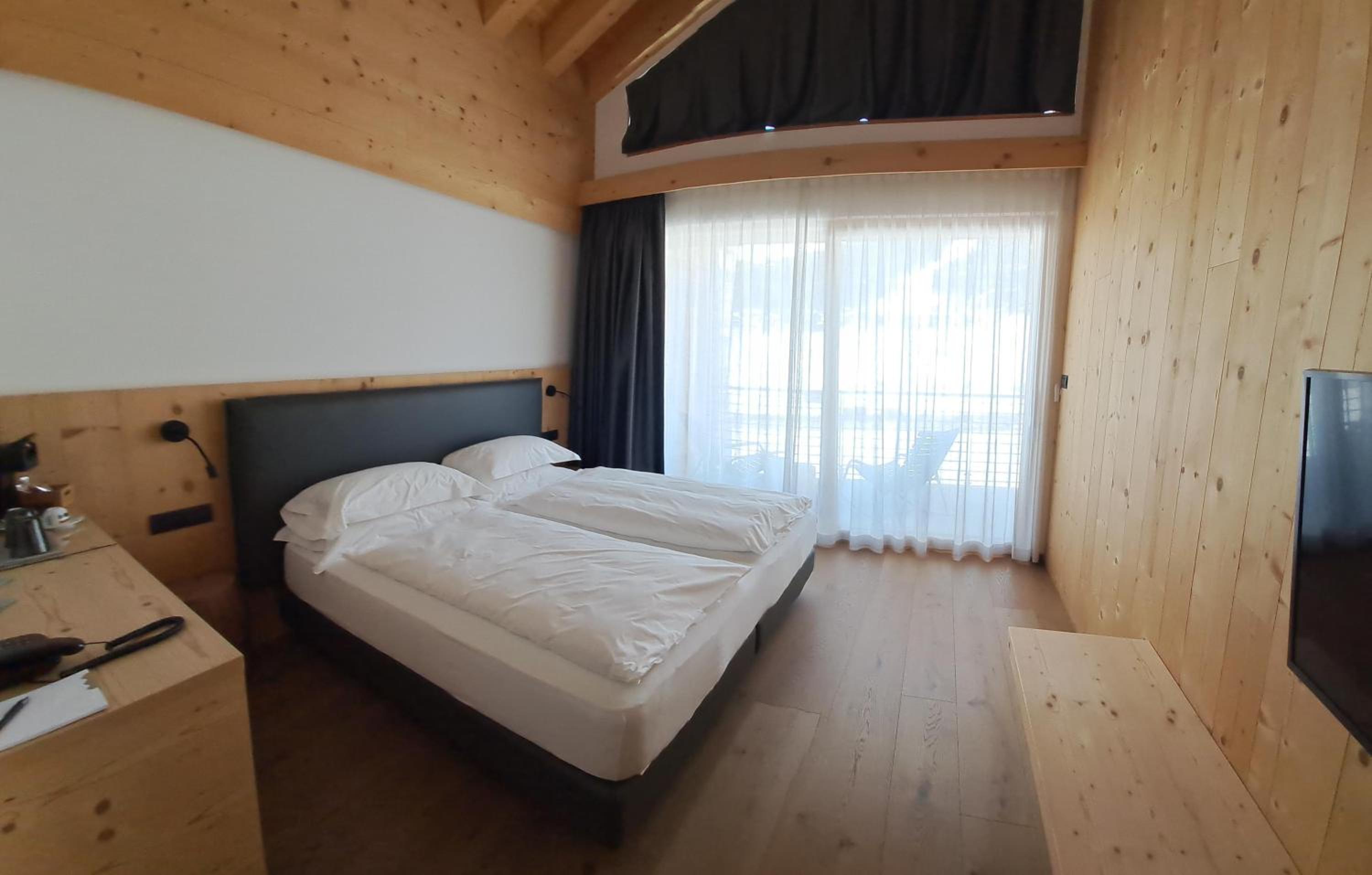 Superior Double or Twin Room with Mountain View - Photo 6
