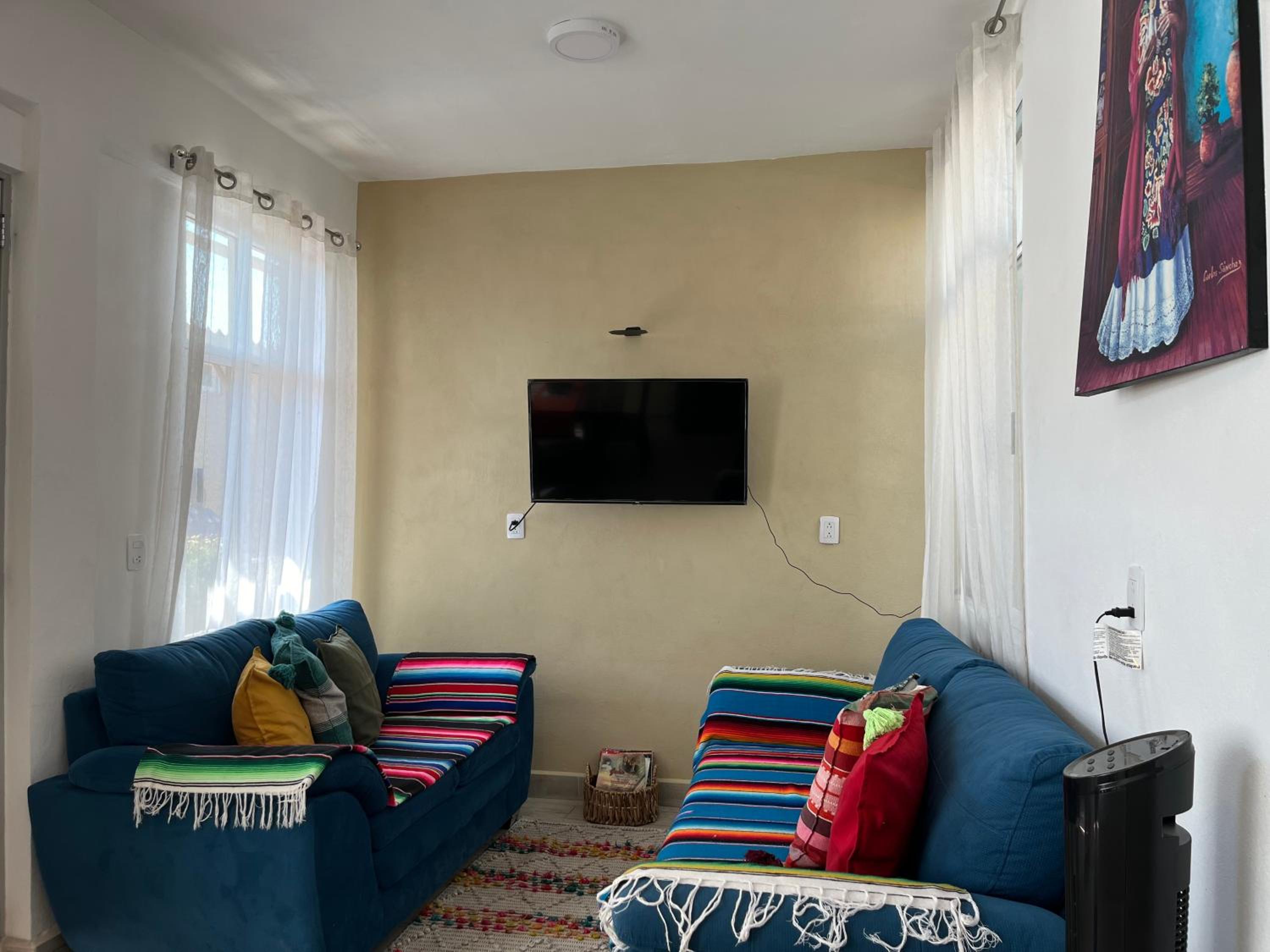 Apartment with Balcony - Photo 14