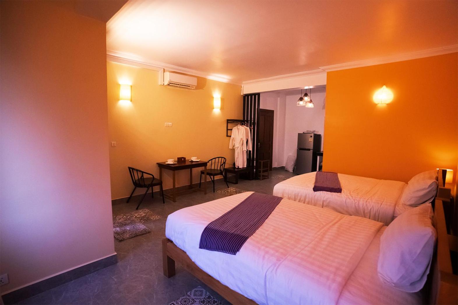 Superior Twin Room with City View photo 2