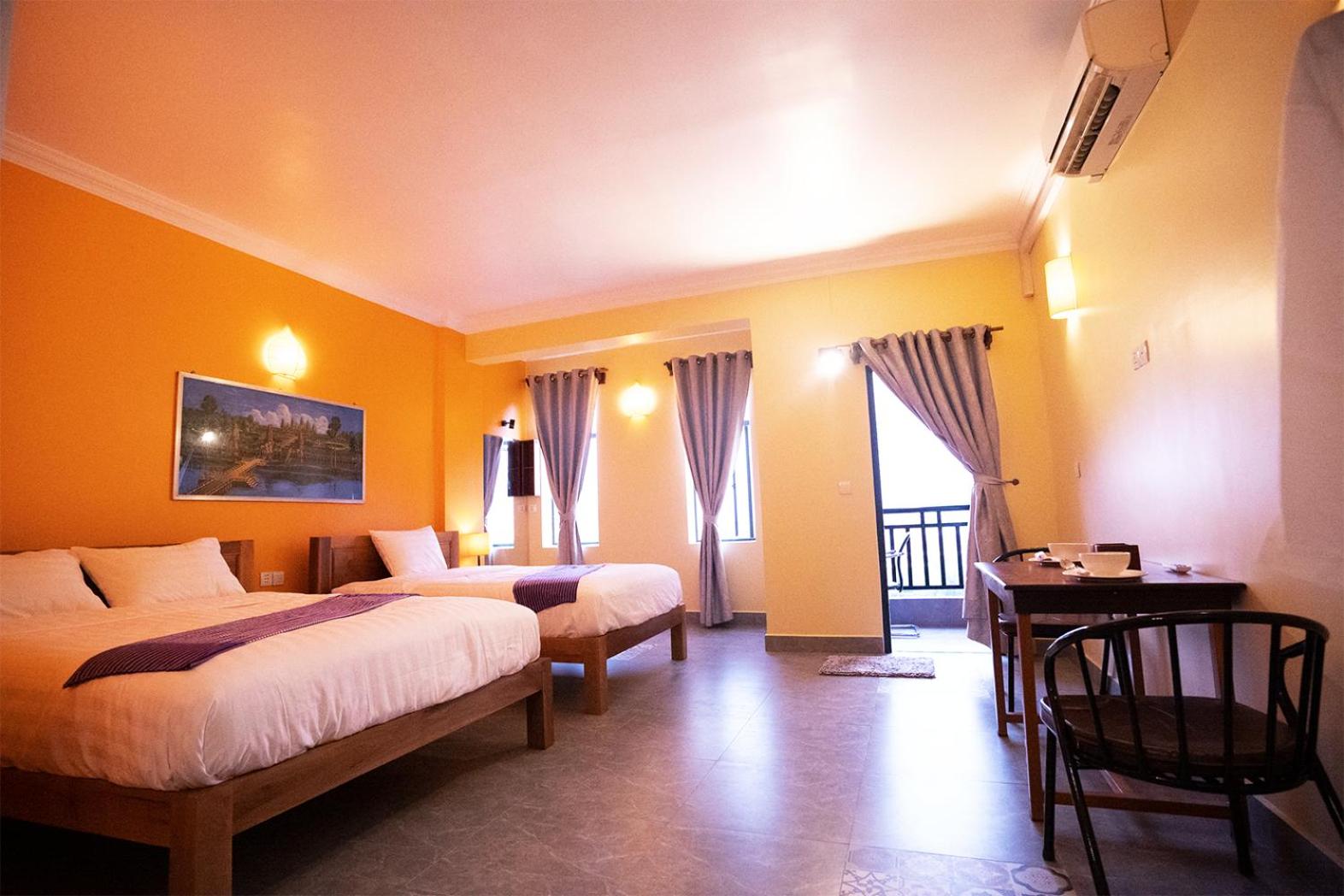 Superior Twin Room with City View photo 1