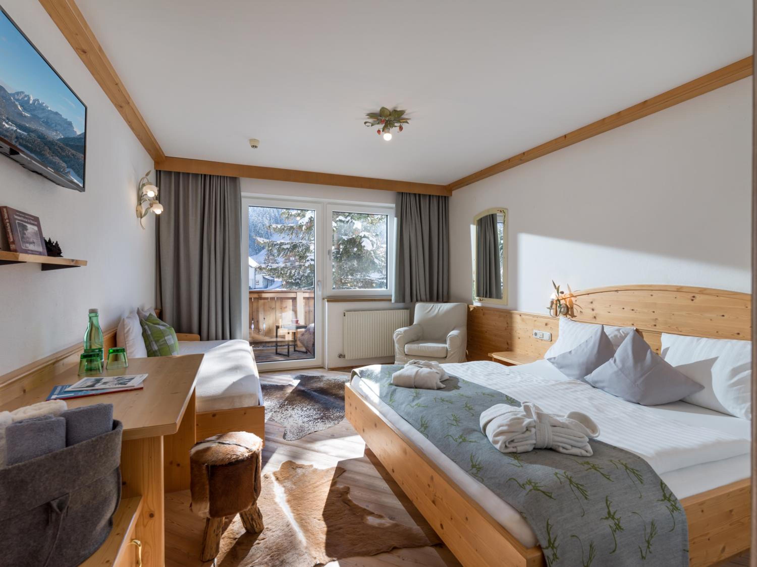 Double Room - Photo 7