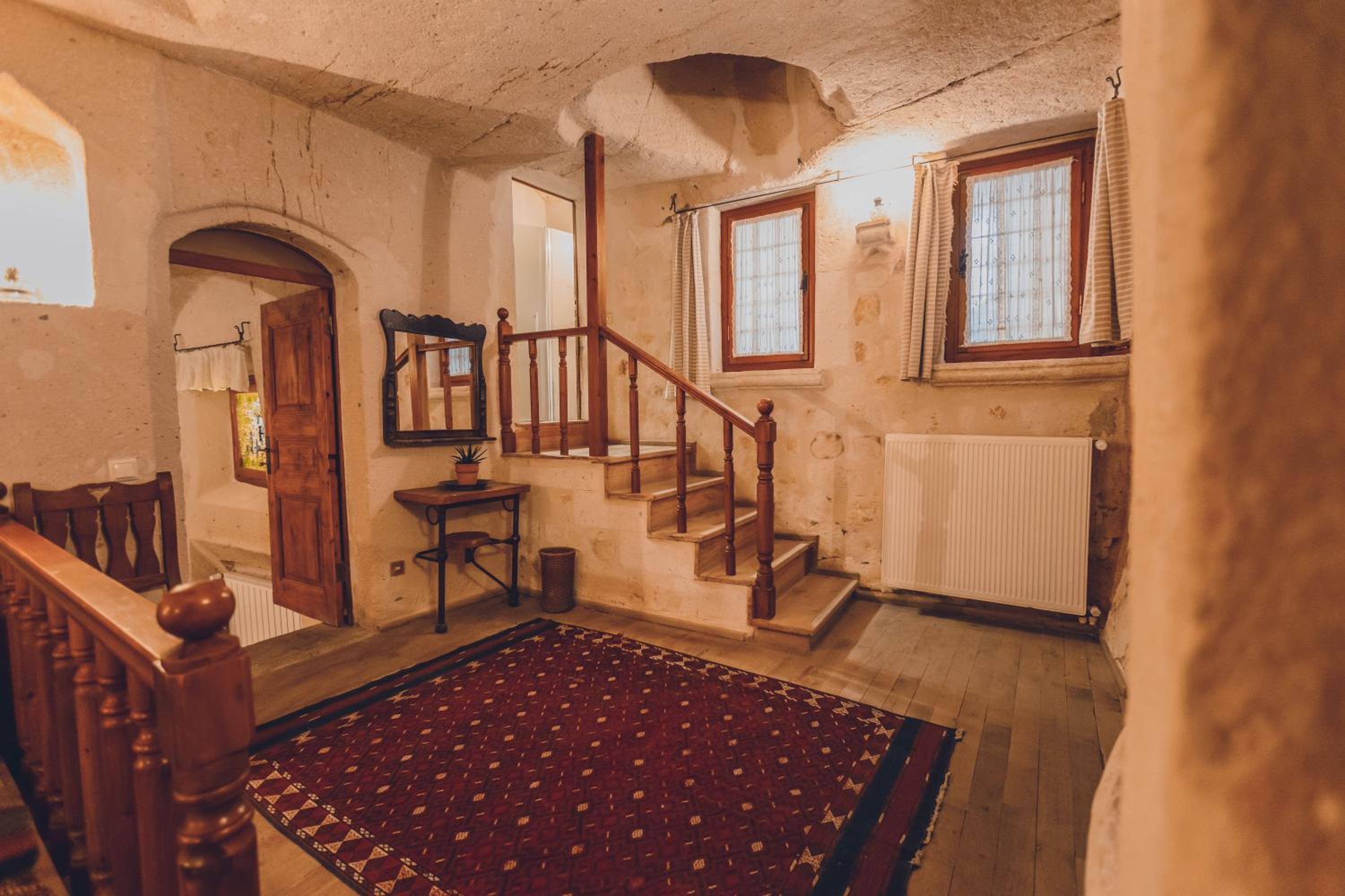 Suite - Photo 16