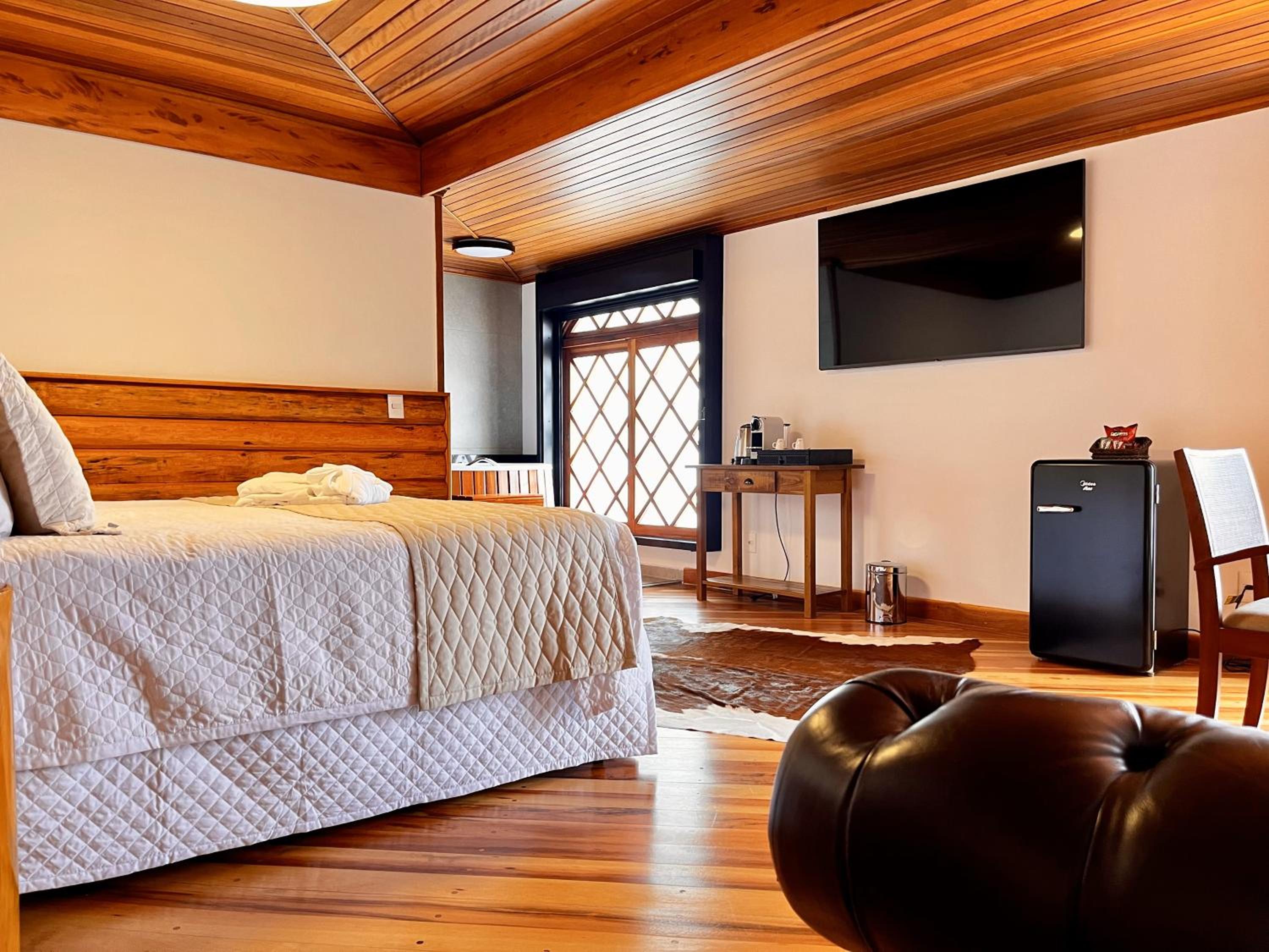 King Room with Spa Bath