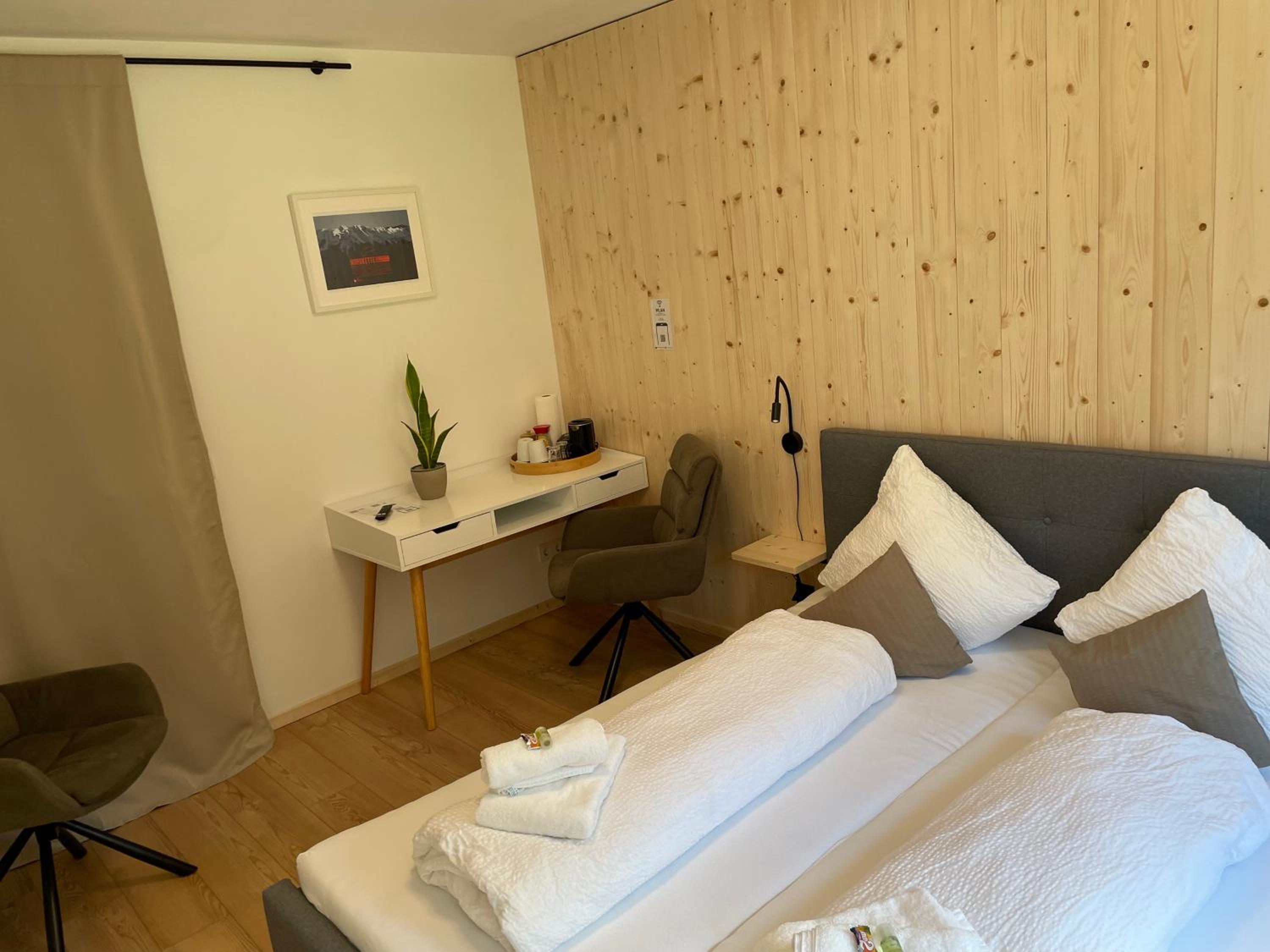 Double Room with Private Bathroom photo 1