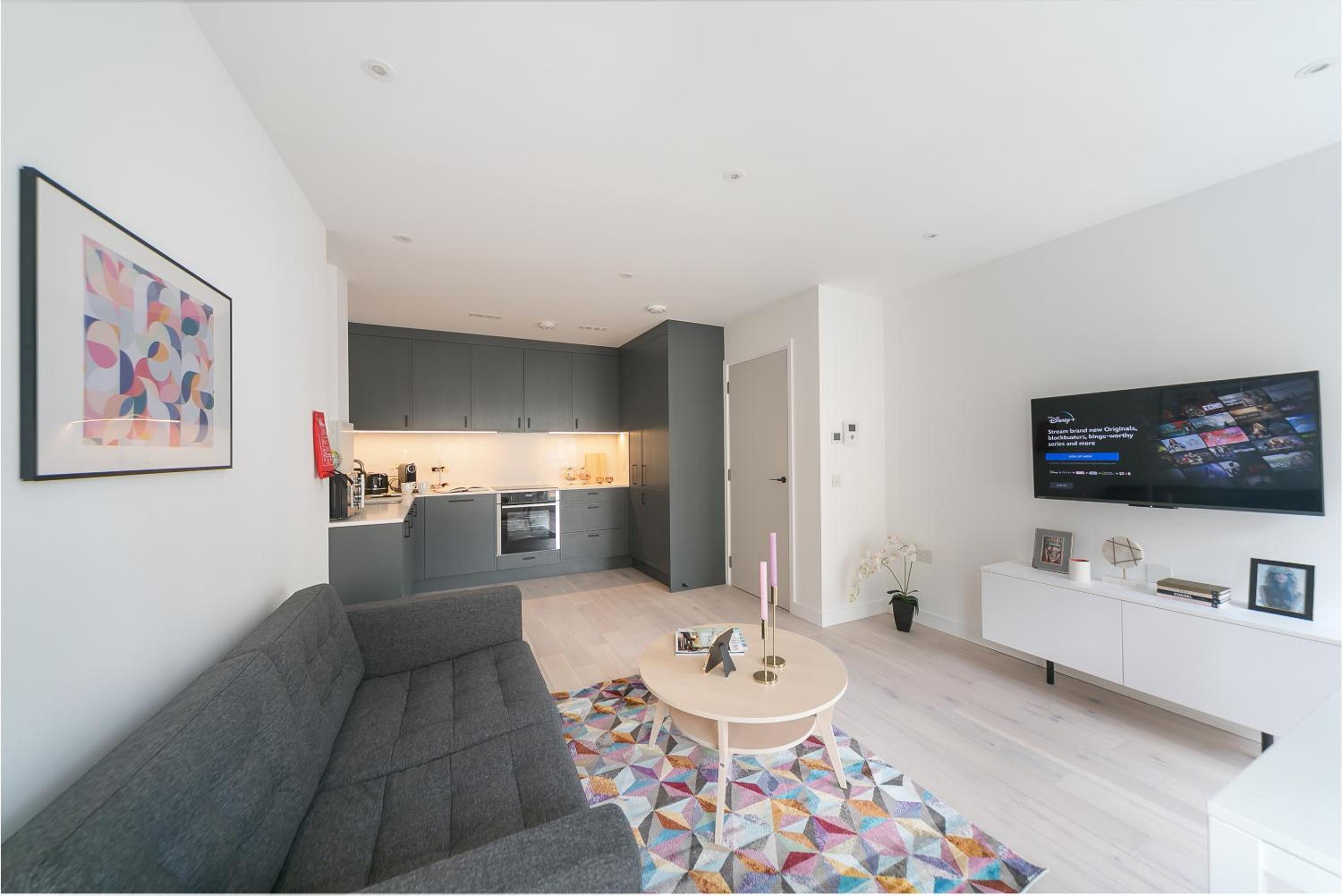 Standard One-Bedroom photo 3