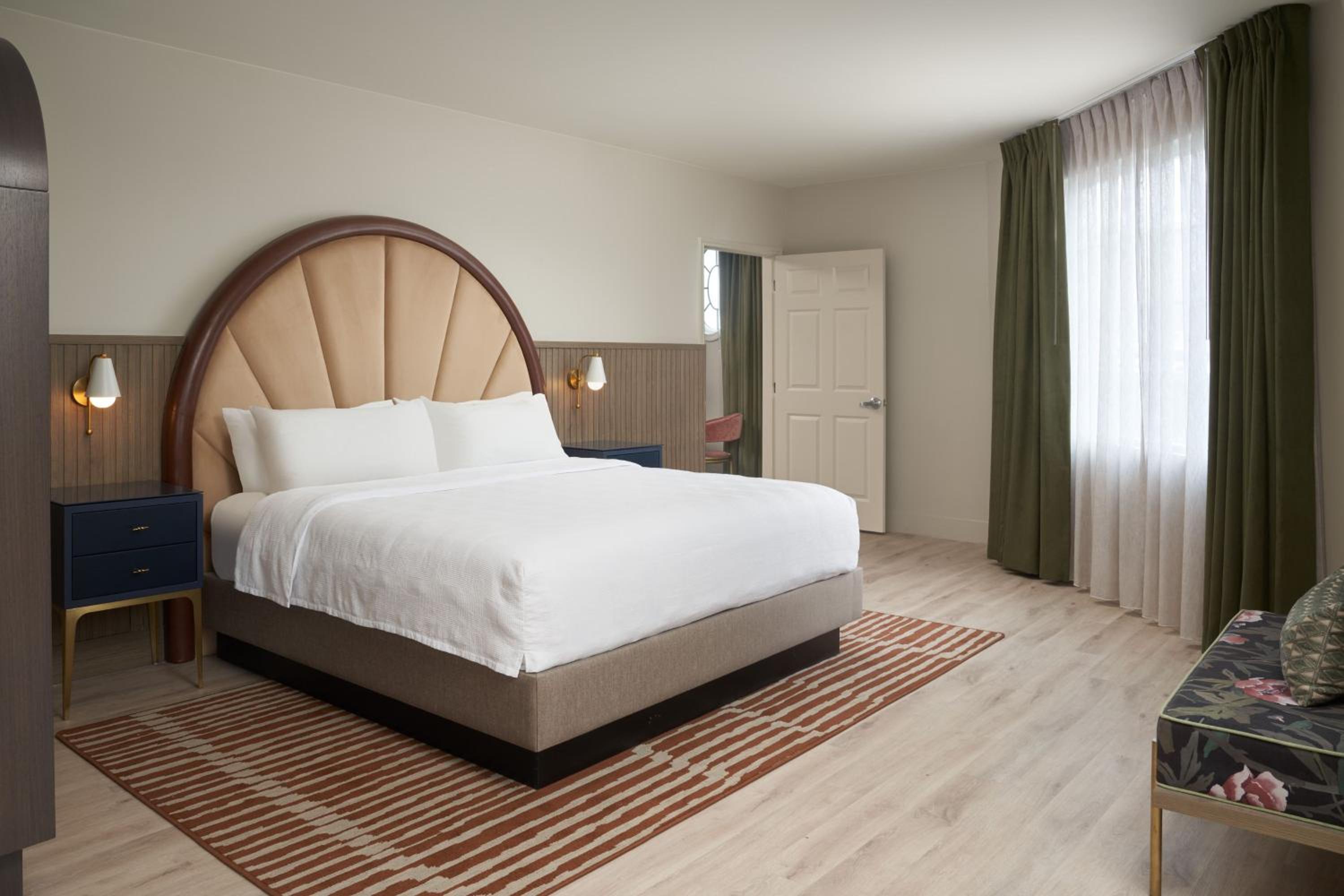 King Suite with Sofa Bed - Photo 3