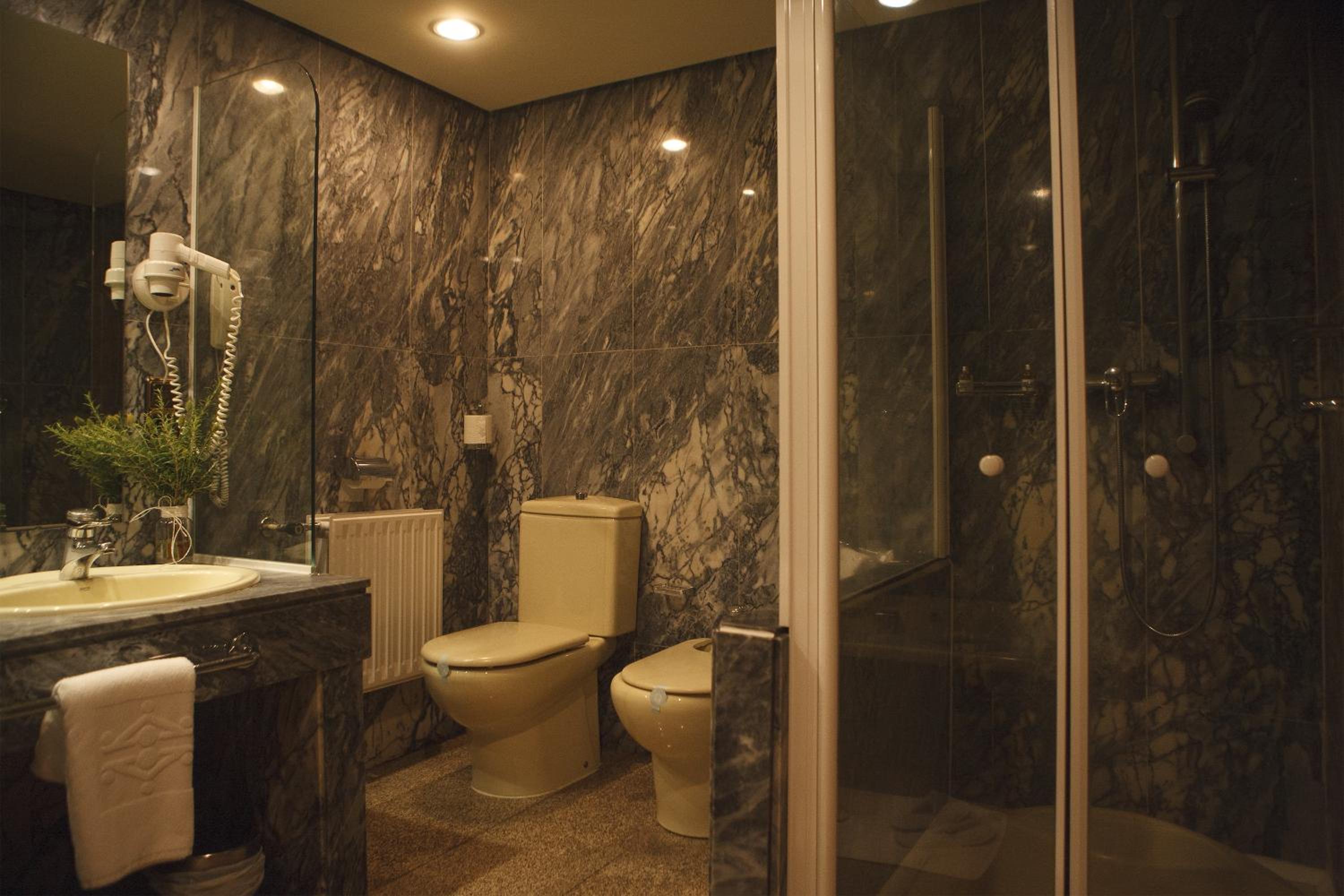 Junior Suite - Photo 9