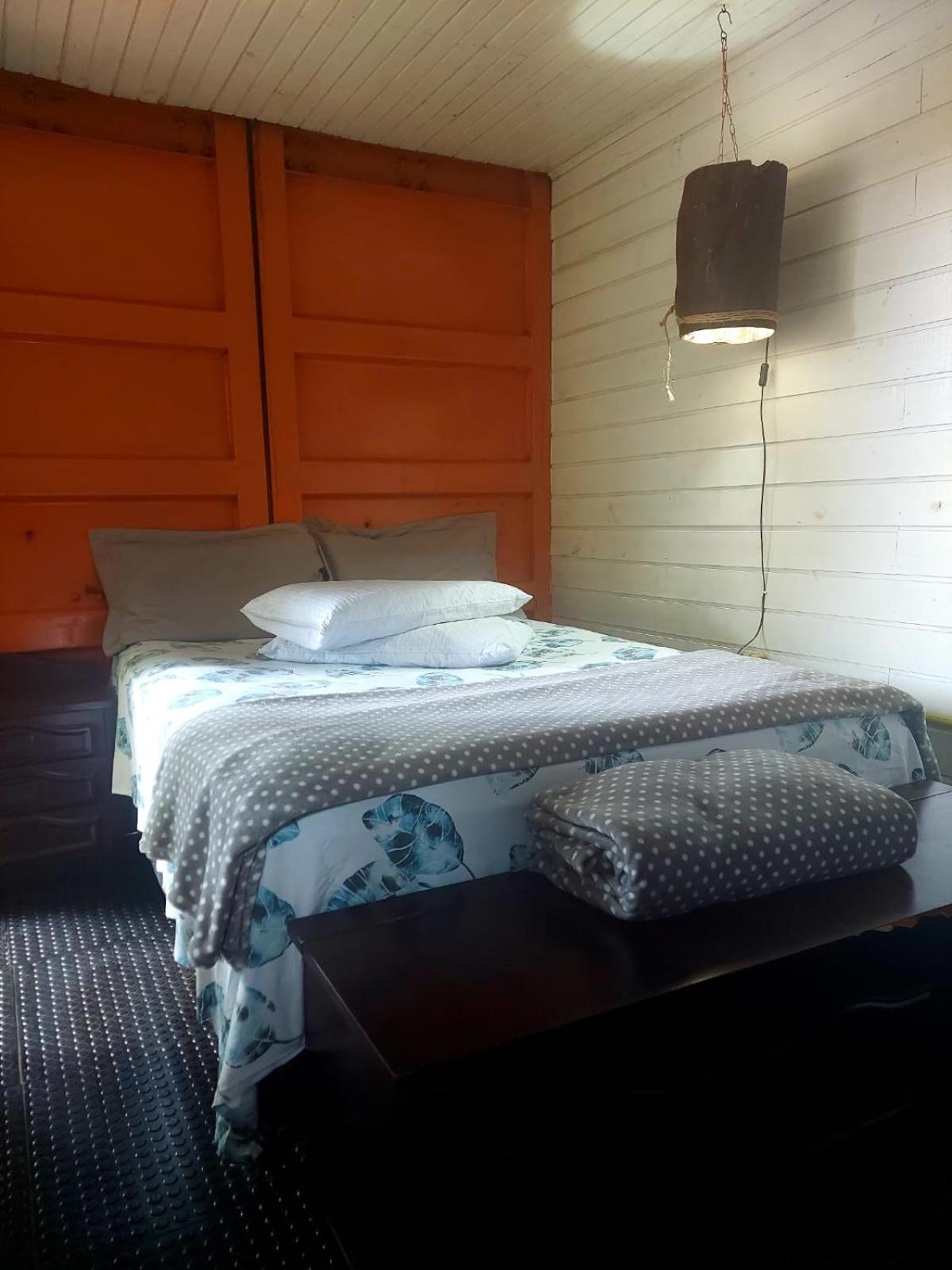 Three-Bedroom House photo 2