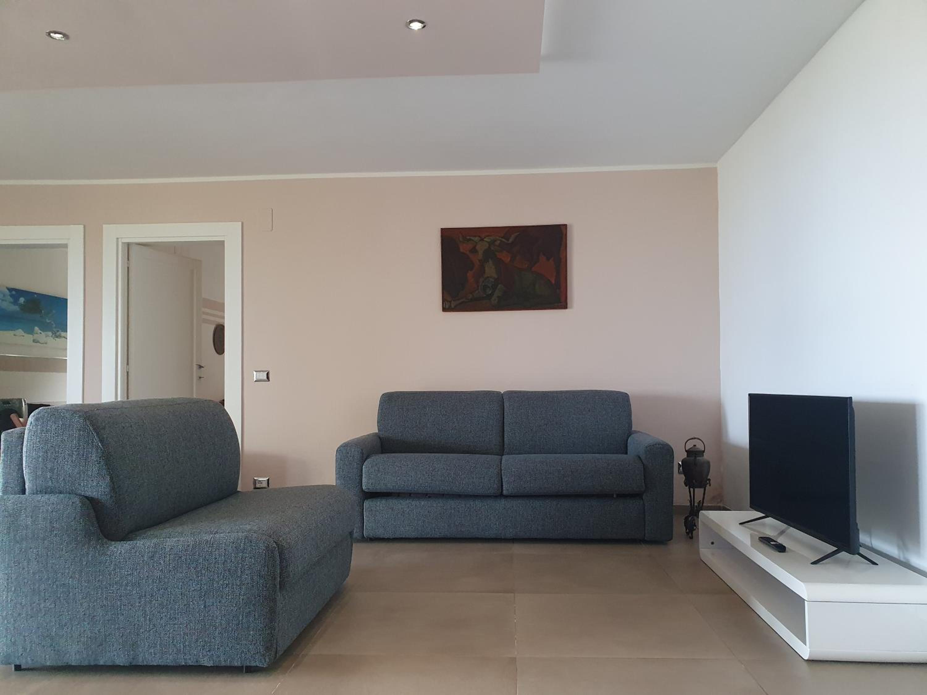 One-Bedroom House photo 1