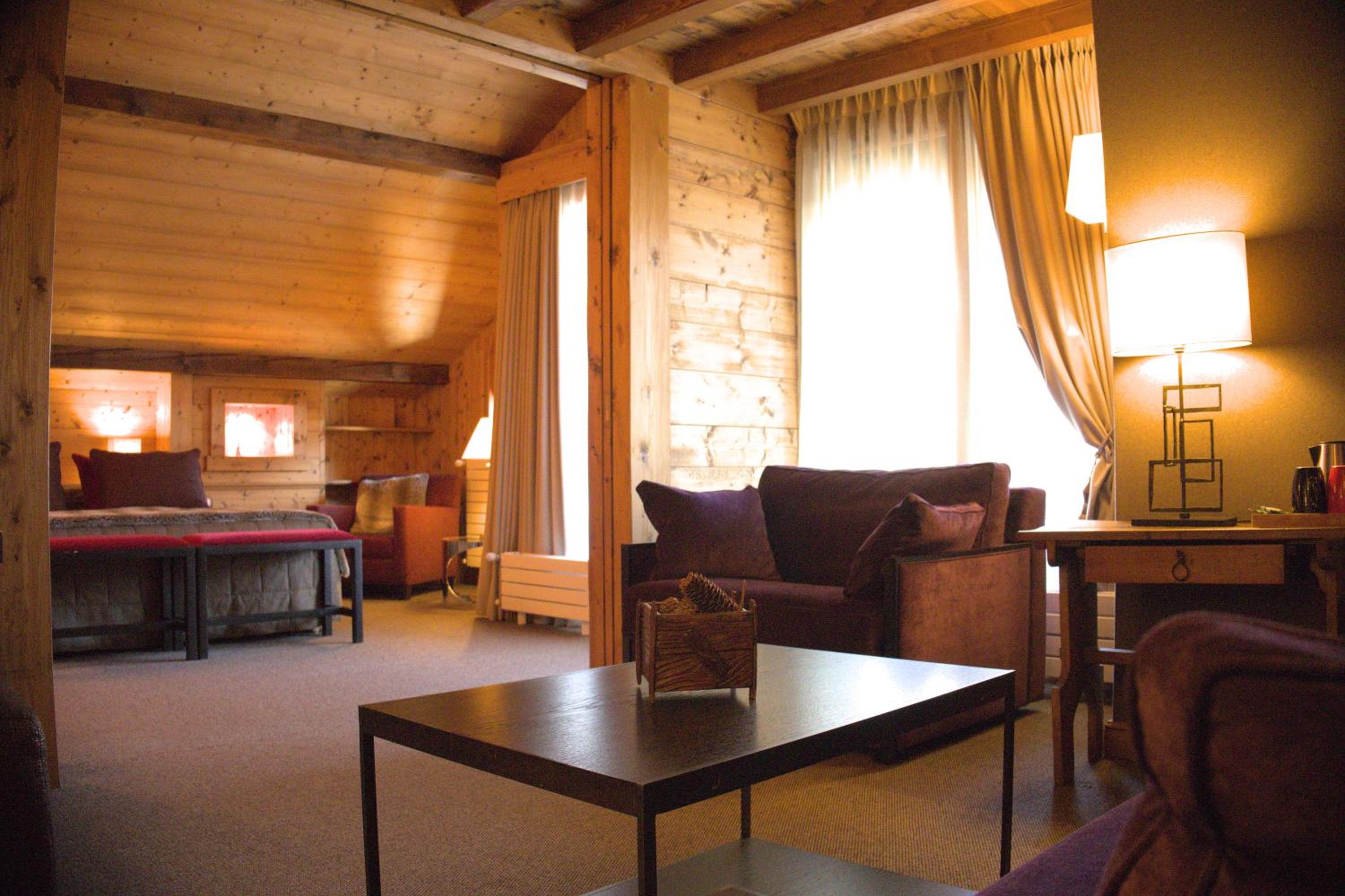 Suite (2 Adults) photo 1