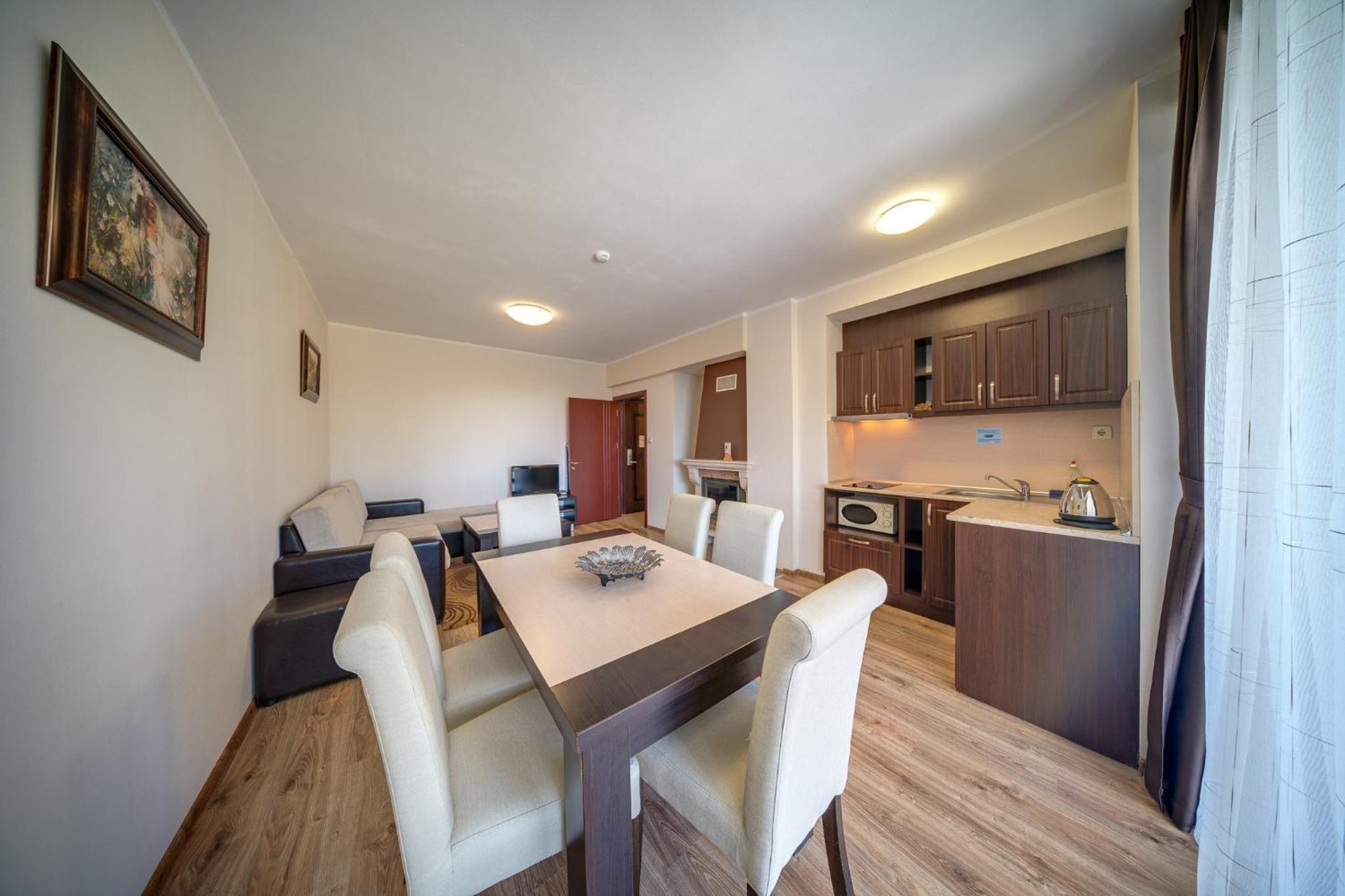 Two-Bedroom Apartment - Photo 8