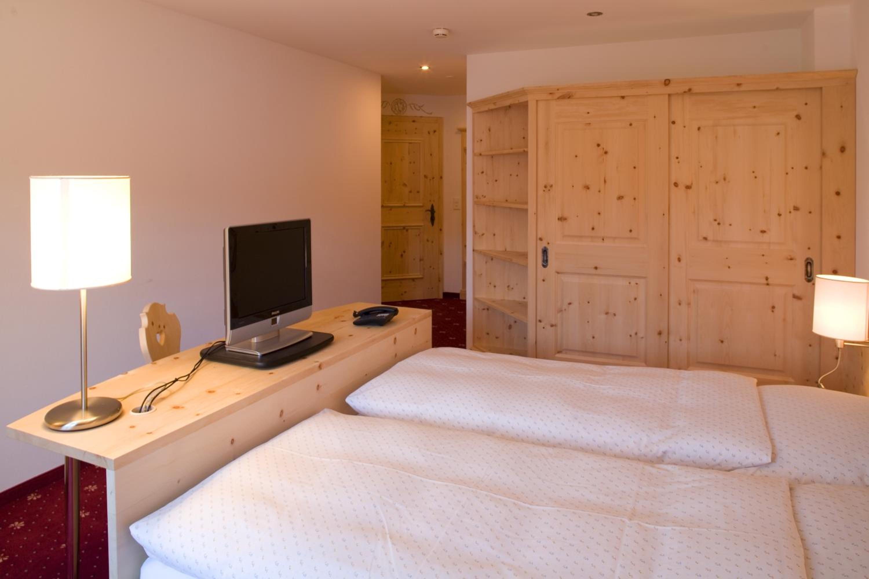 Double Room - Photo 9