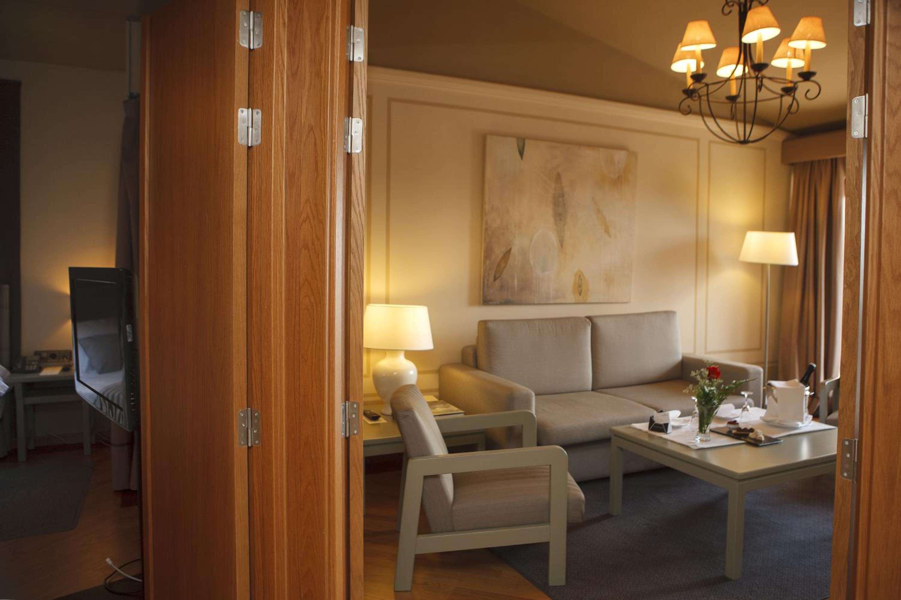 Junior Suite - Photo 15