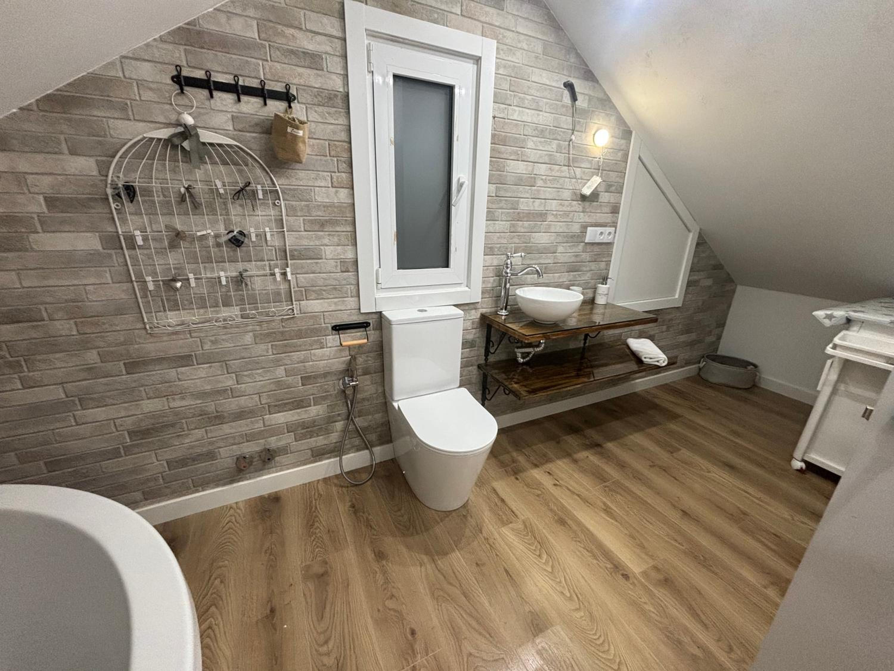 Three-Bedroom House photo 2