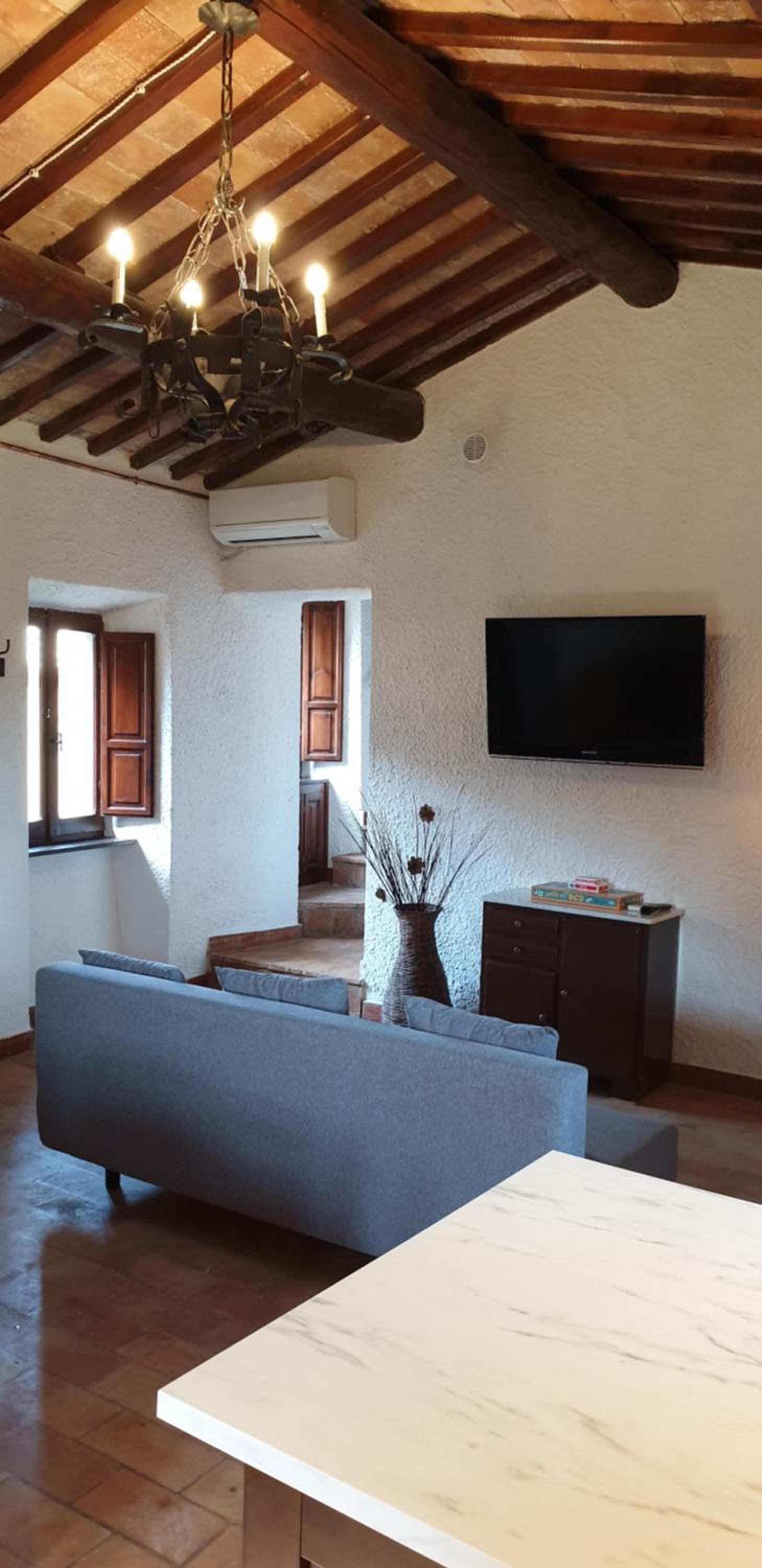 One-Bedroom House photo 1
