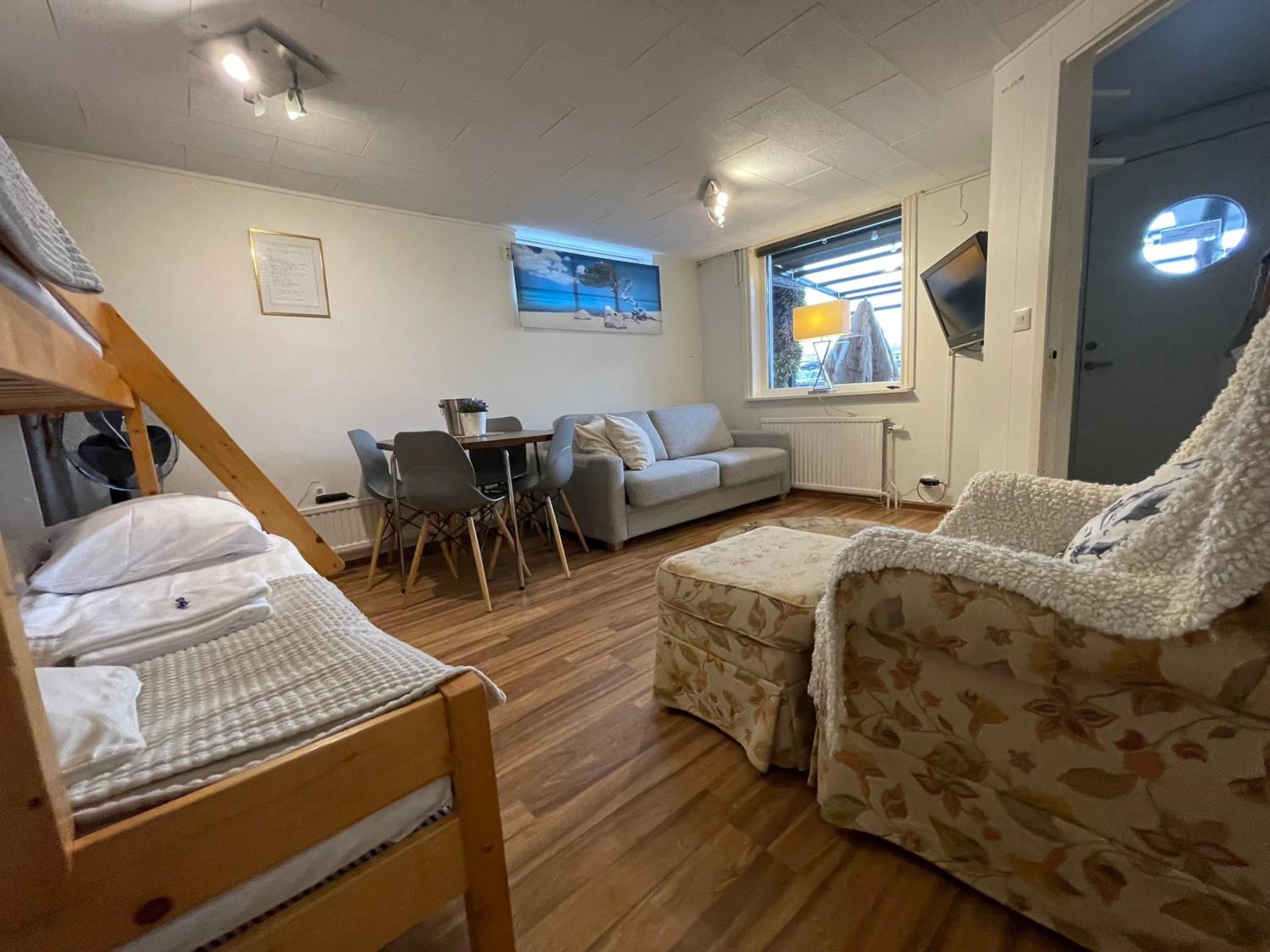Family Room with Bathroom - Photo 9