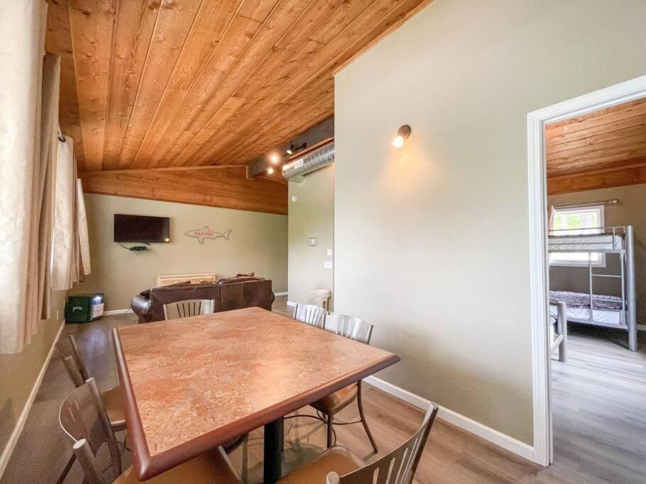 One-Bedroom House photo 3