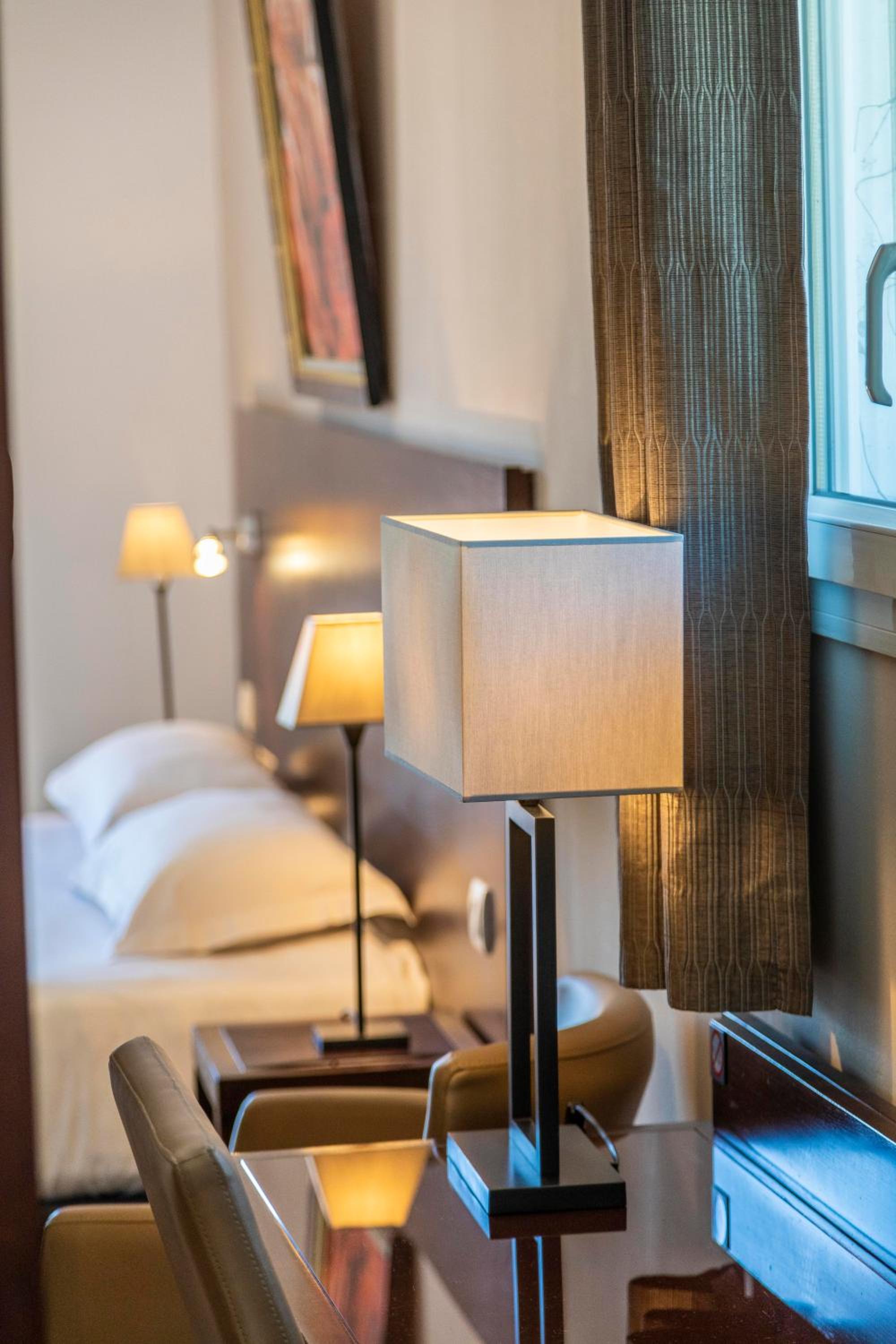 Superior Triple Room with Sea View photo 3