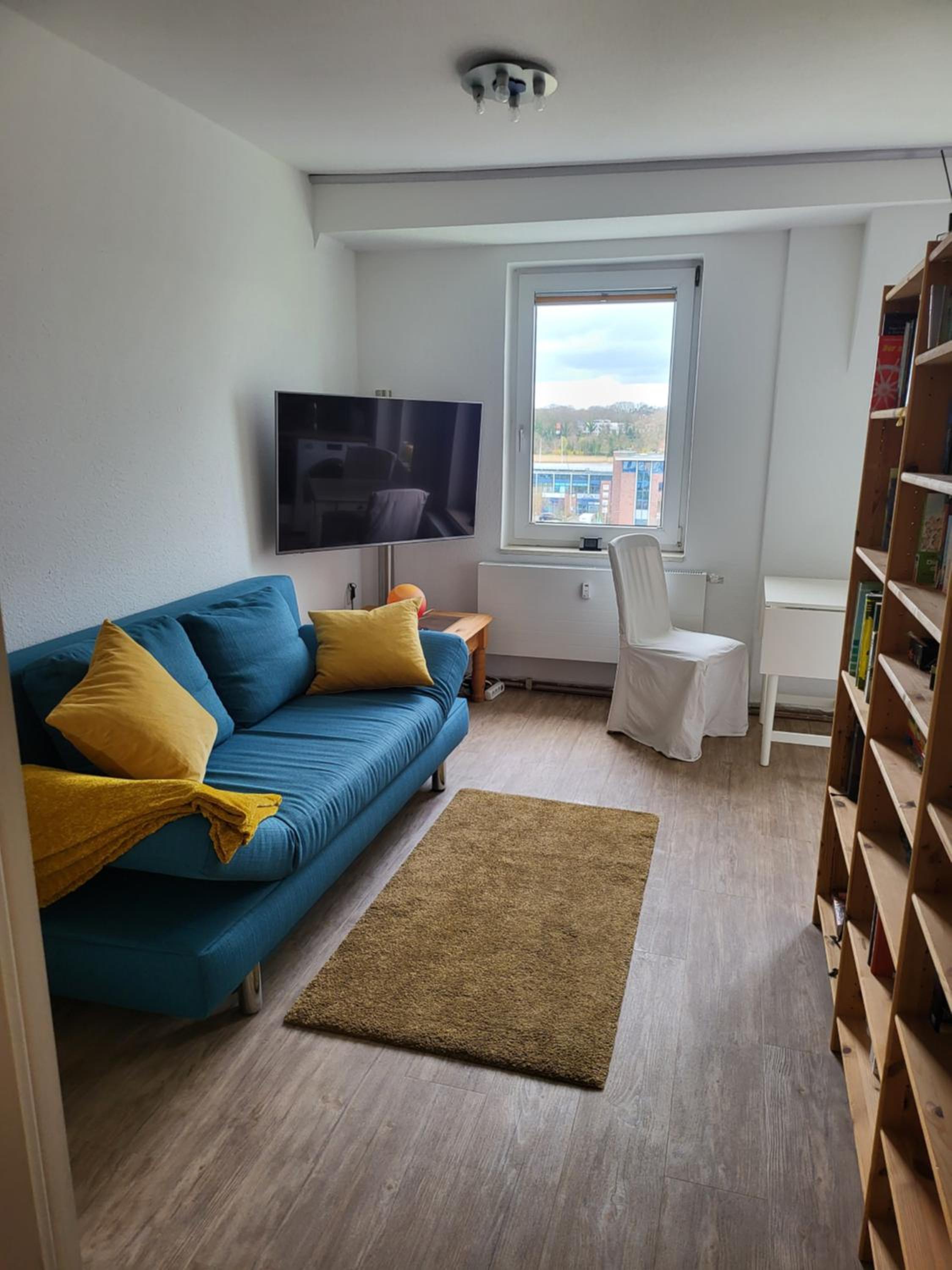 One-Bedroom Apartment photo 1