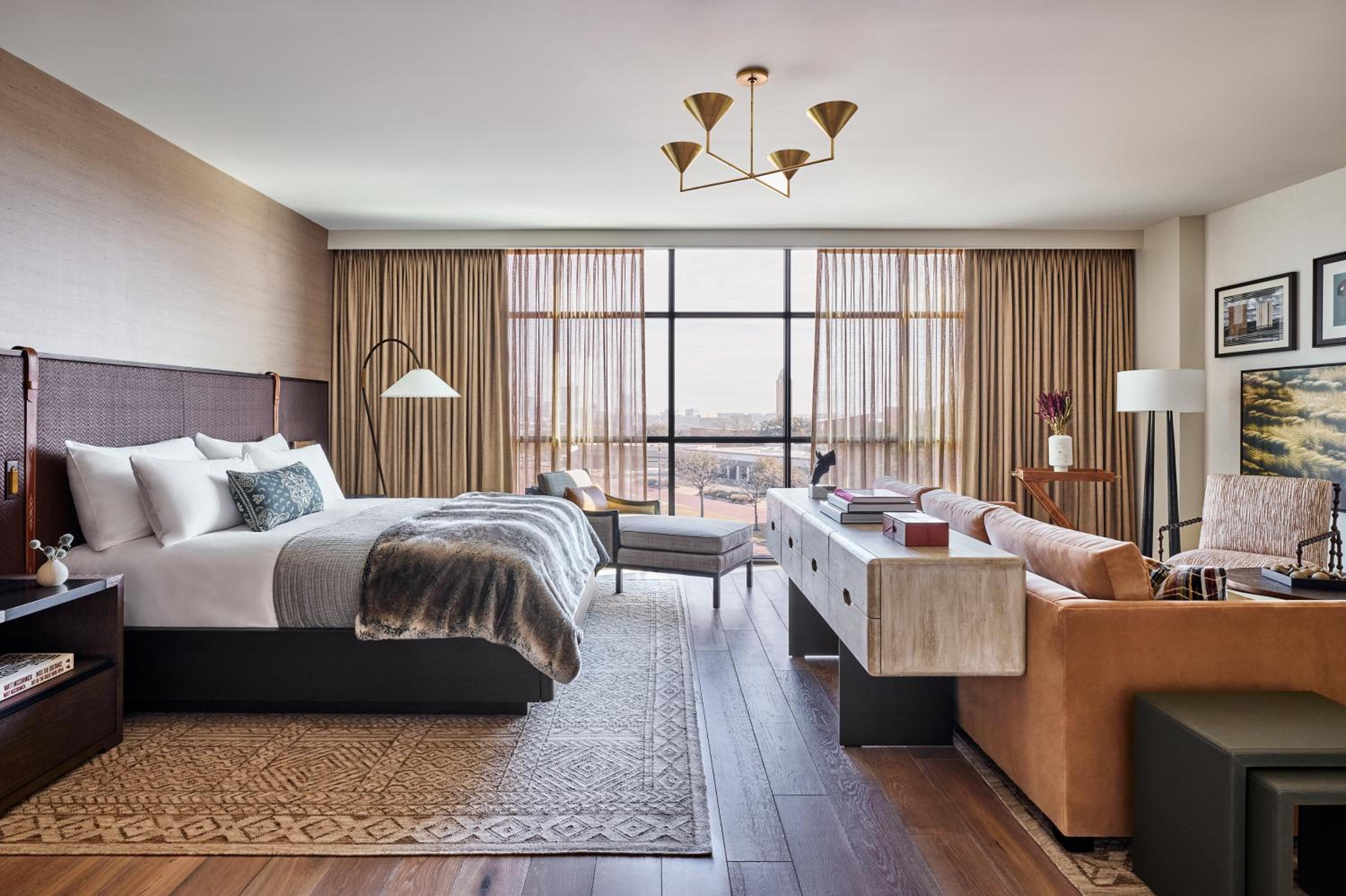 Deluxe King Room