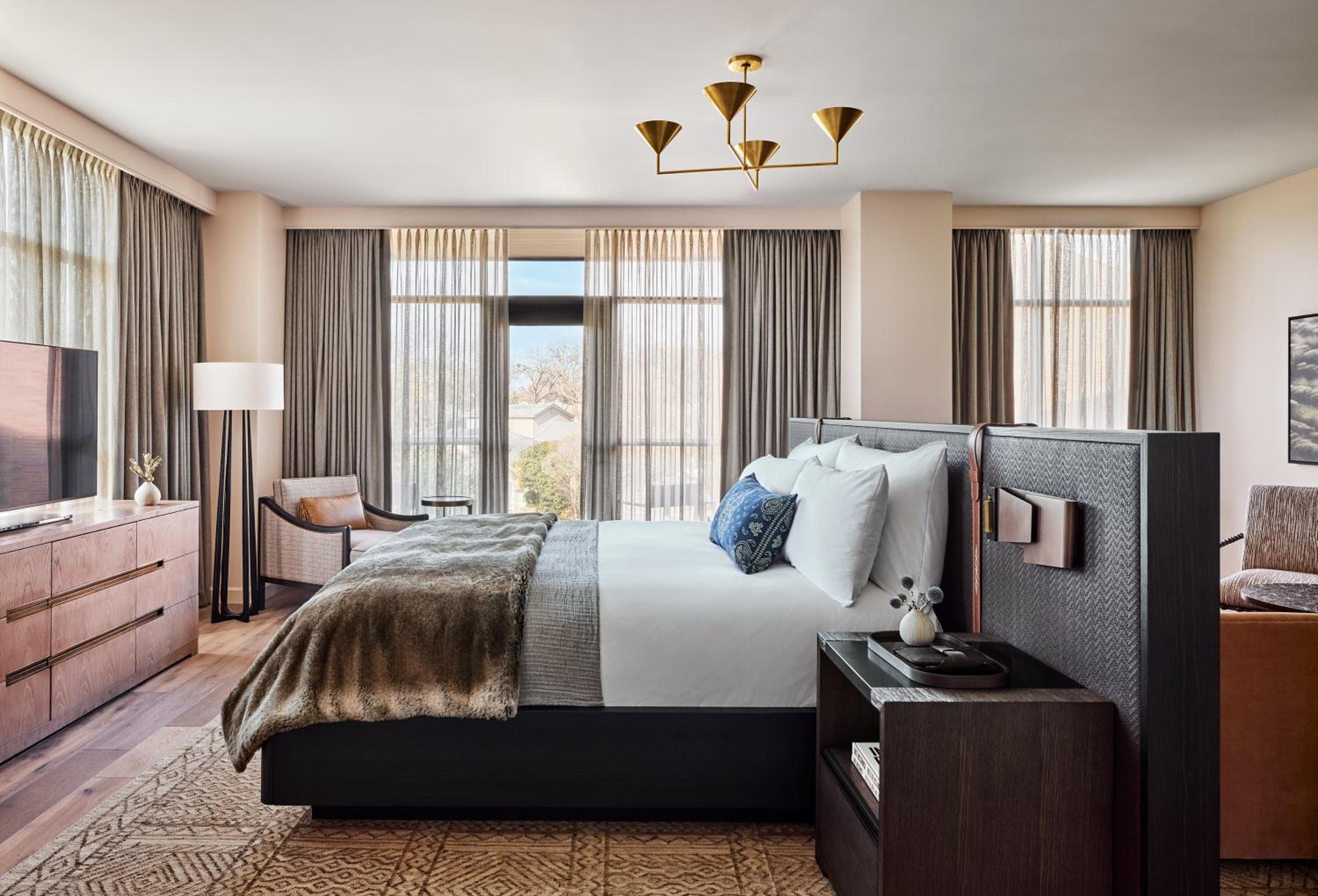 Superior King Room