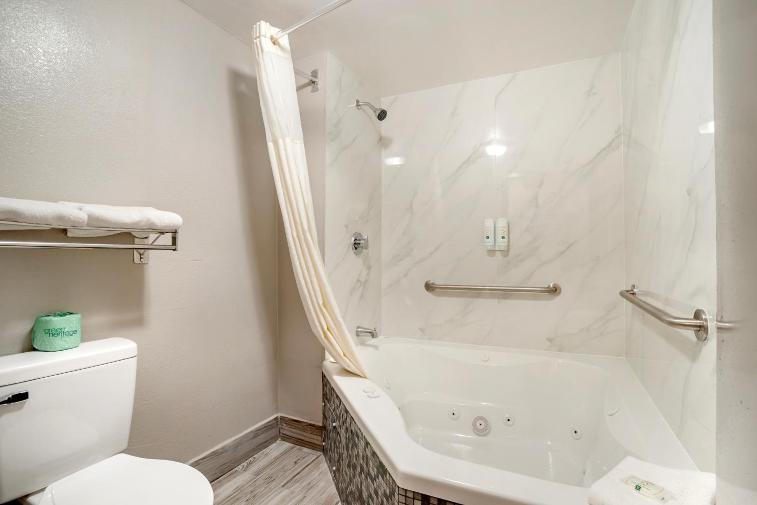 Superior King Suite