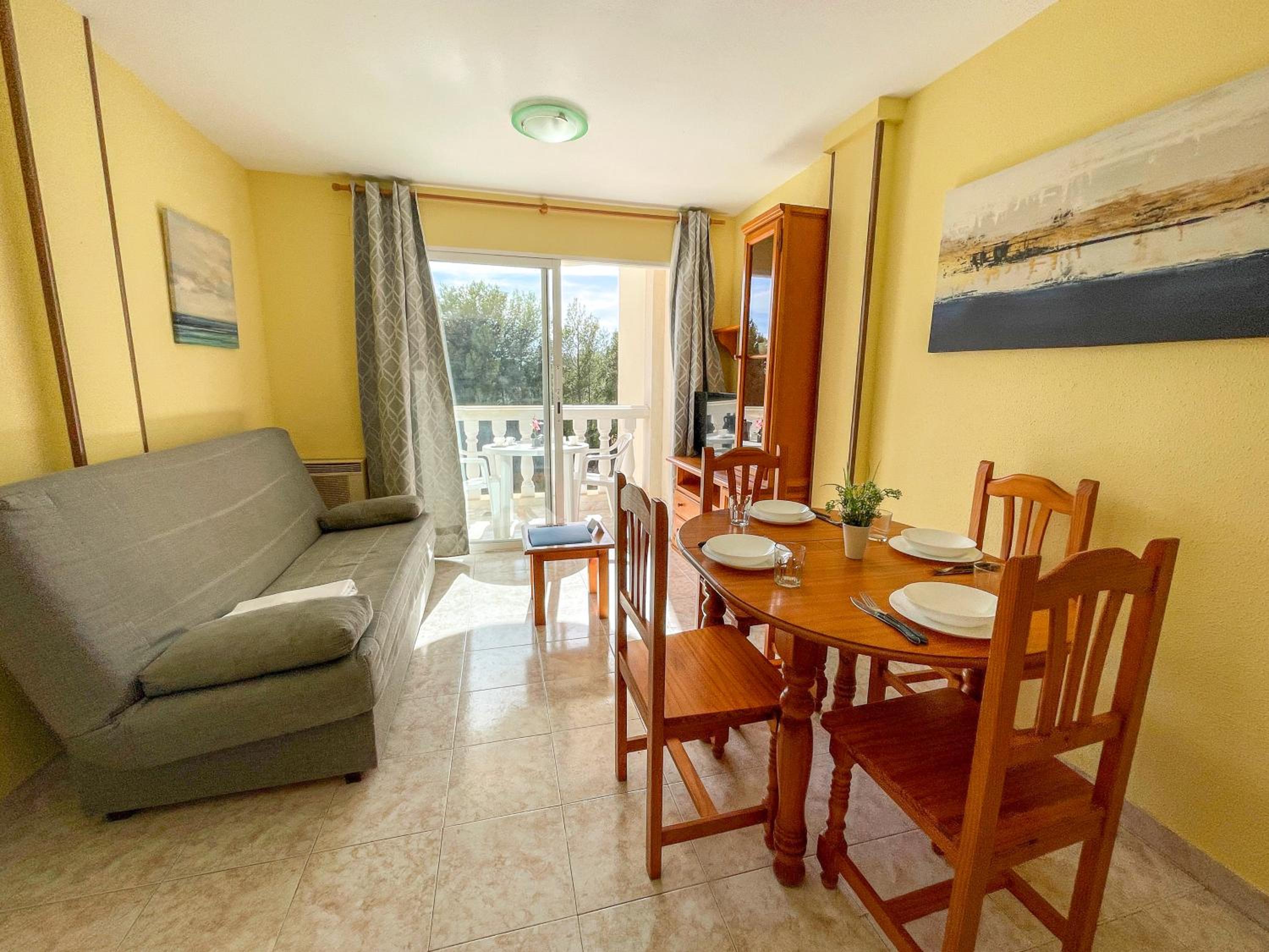 One-Bedroom Apartment (4 Adults) photo 3