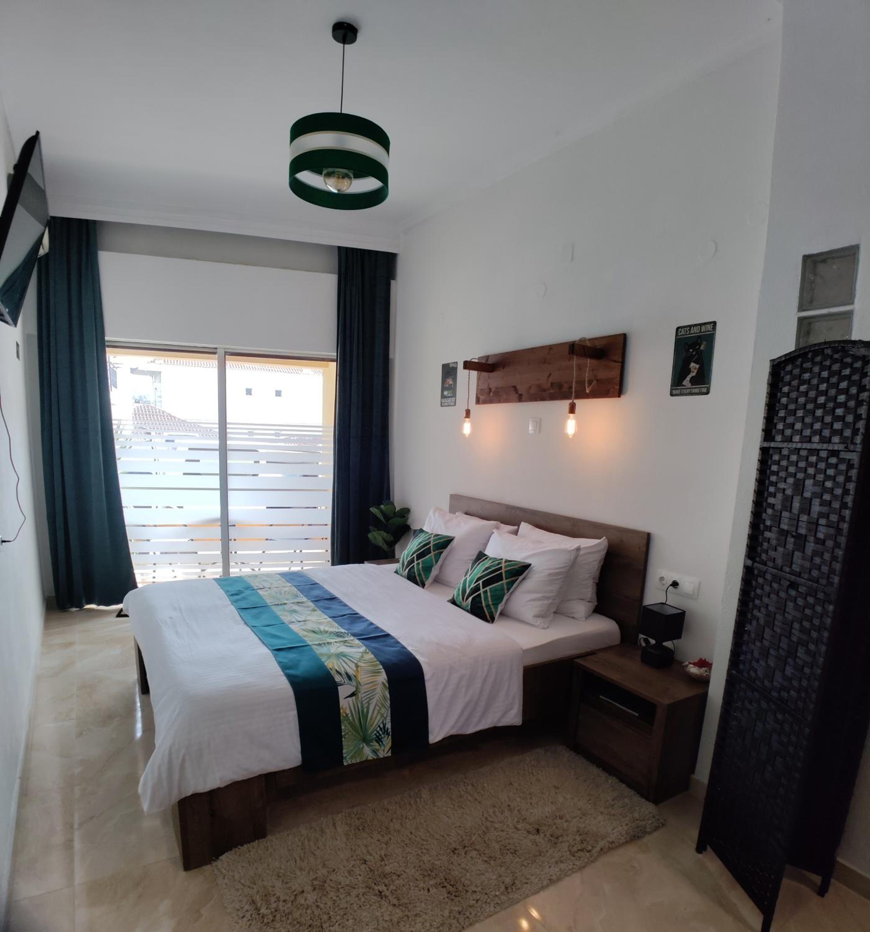 Studio Apartment photo 1