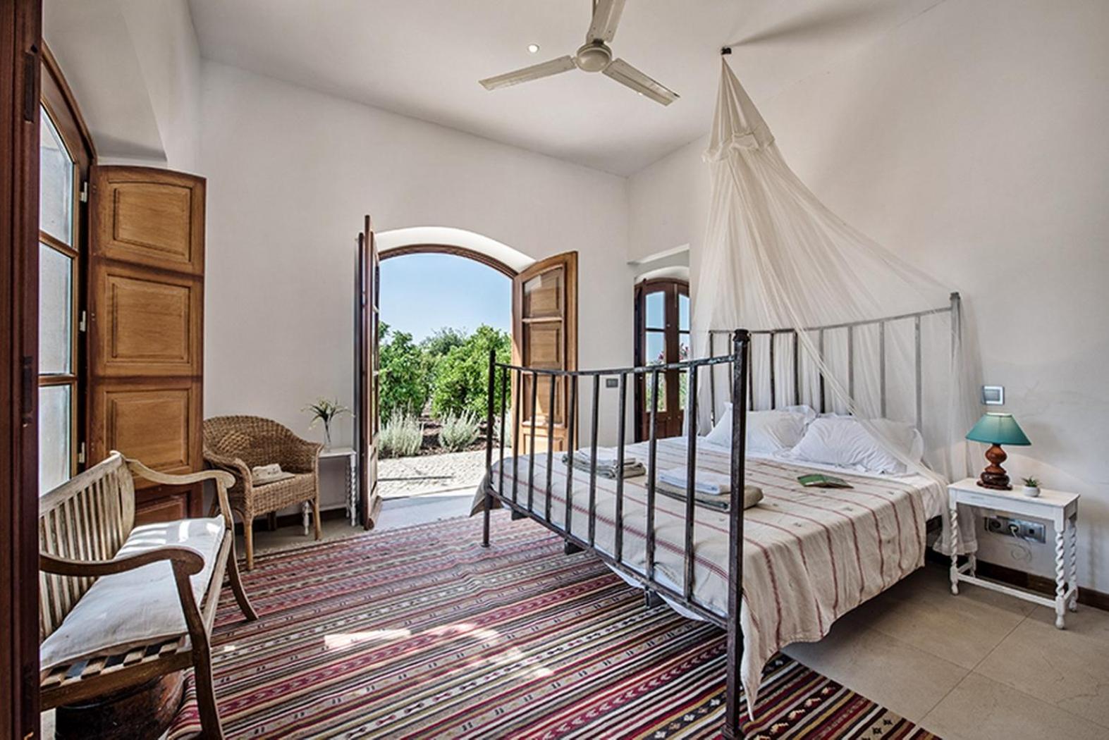 Three-Bedroom Villa photo 1