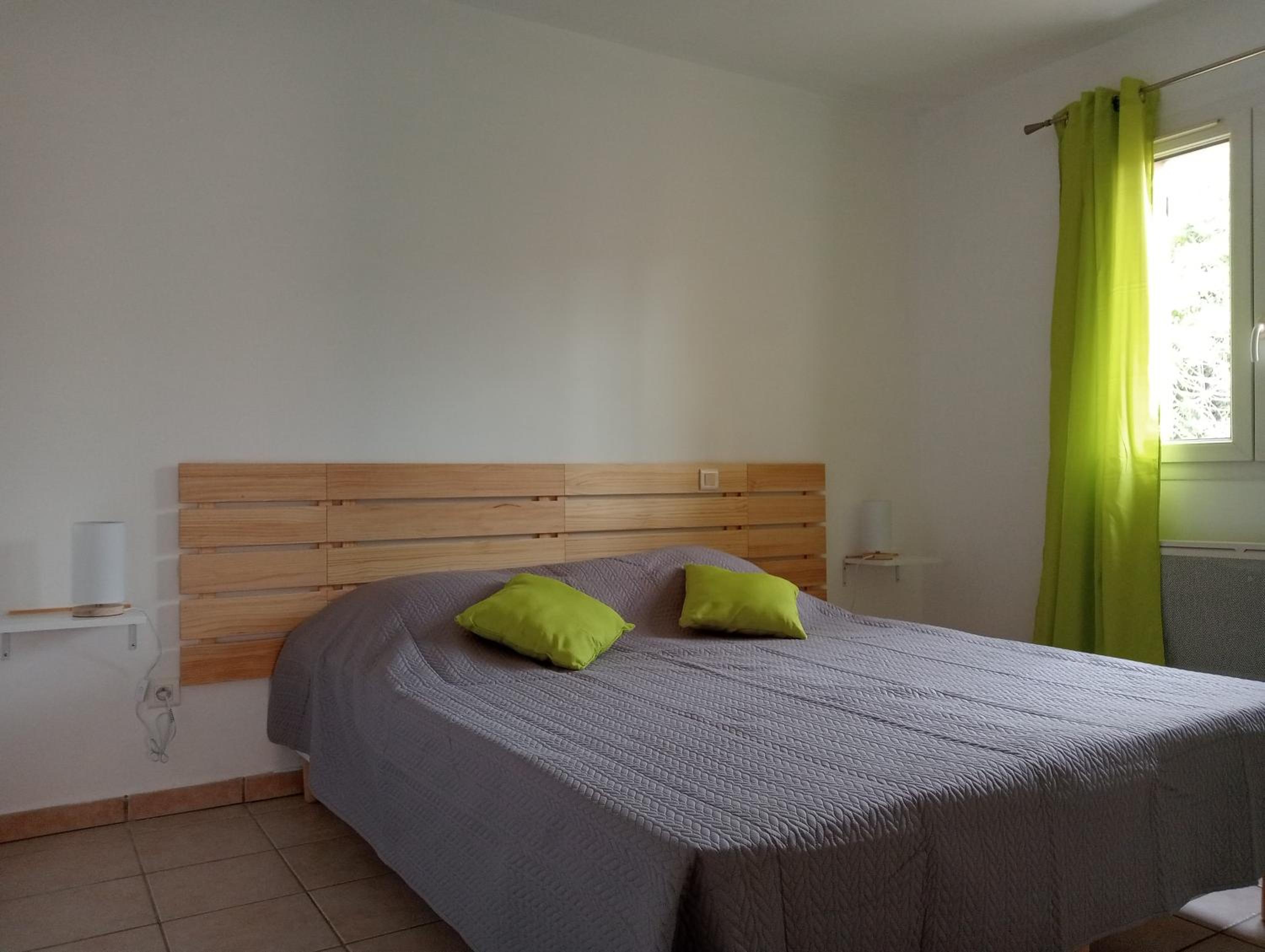 Two-Bedroom House photo 3