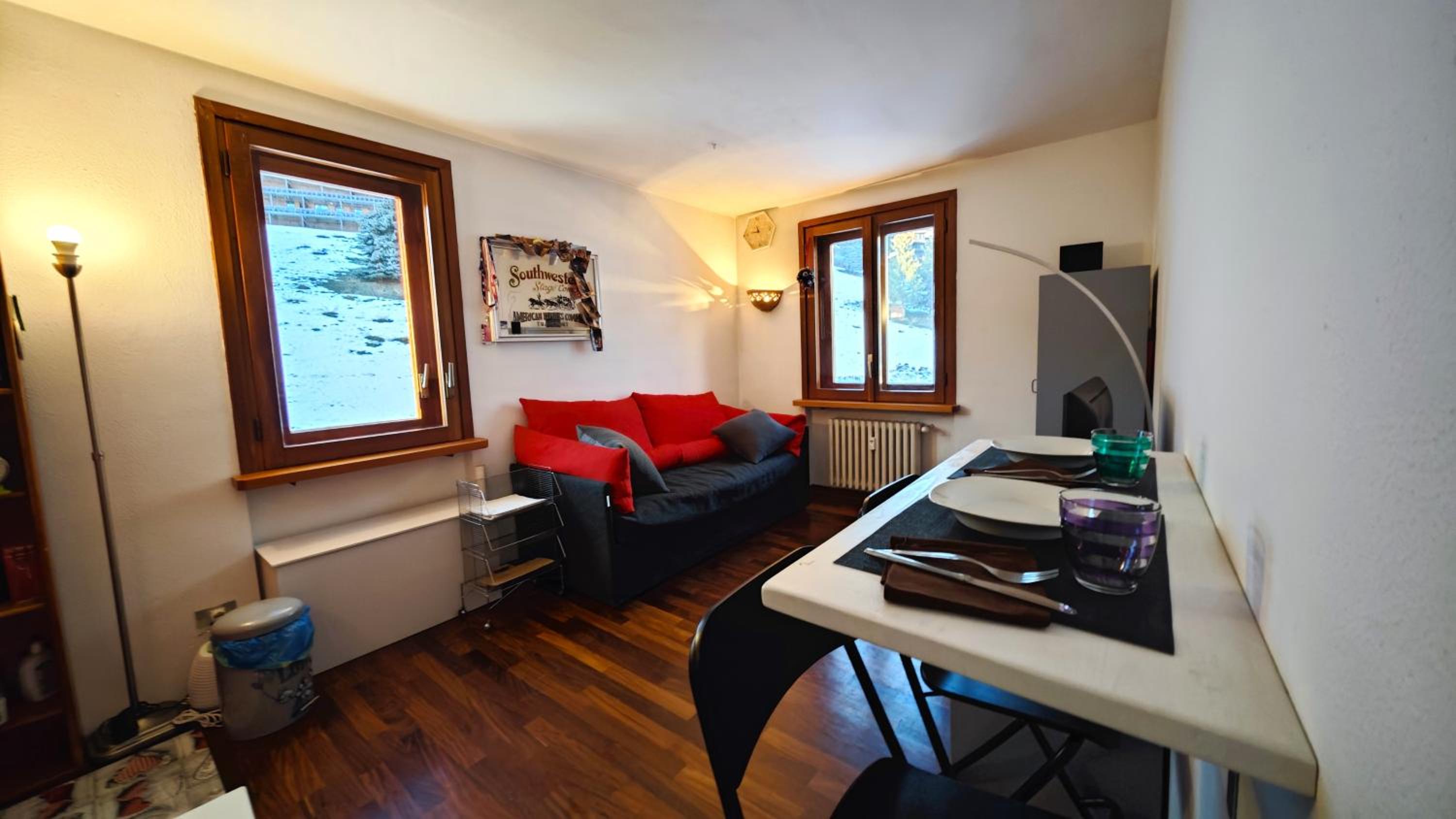 One-Bedroom Apartment