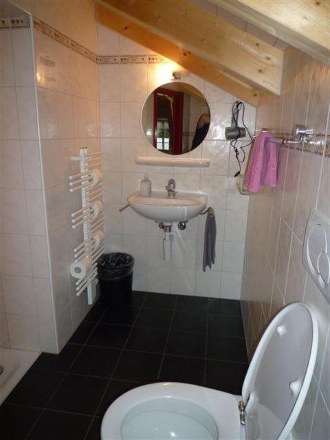 Double Room - Attic with Mountain View photo 3