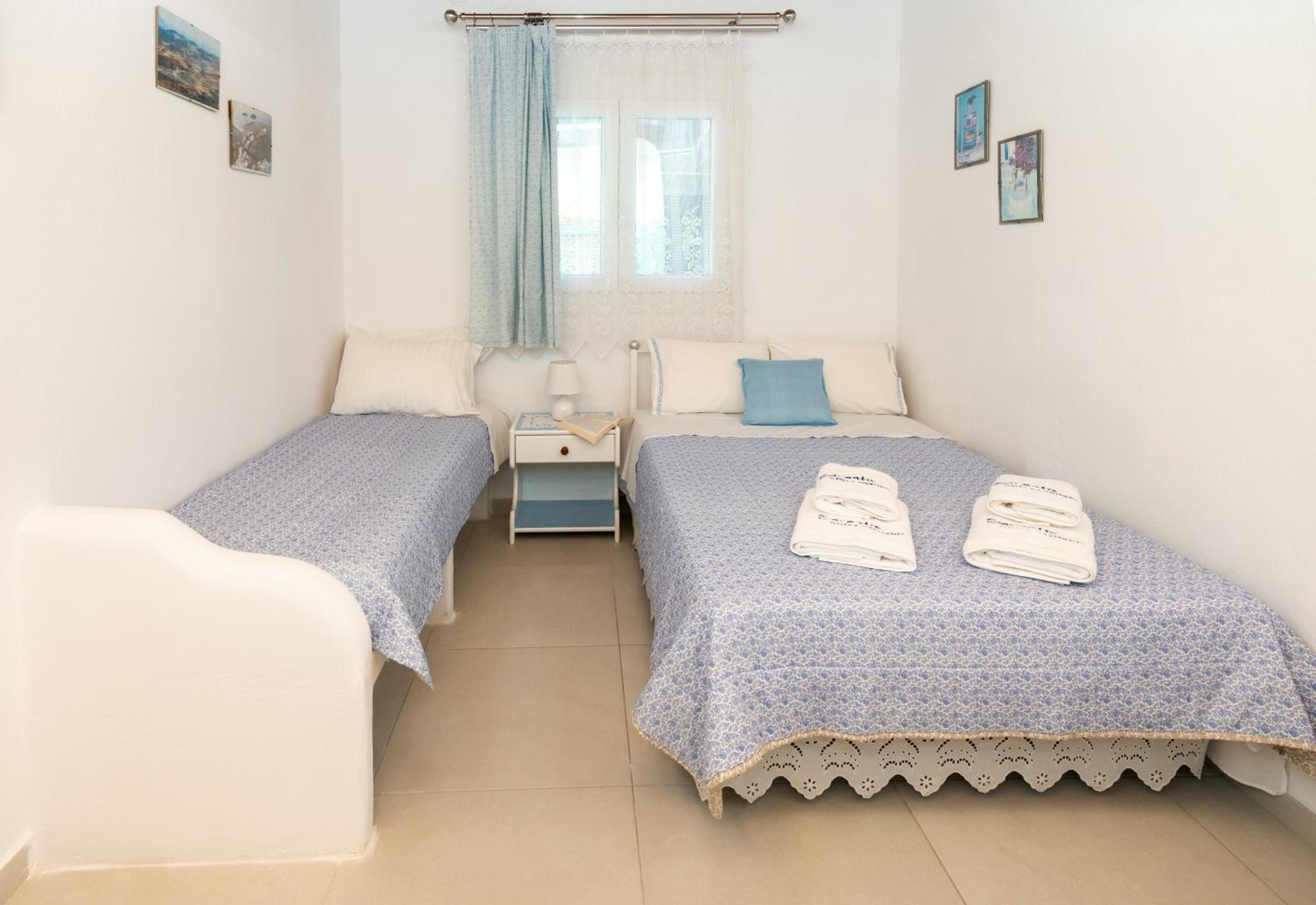 Economy Double Room photo 1