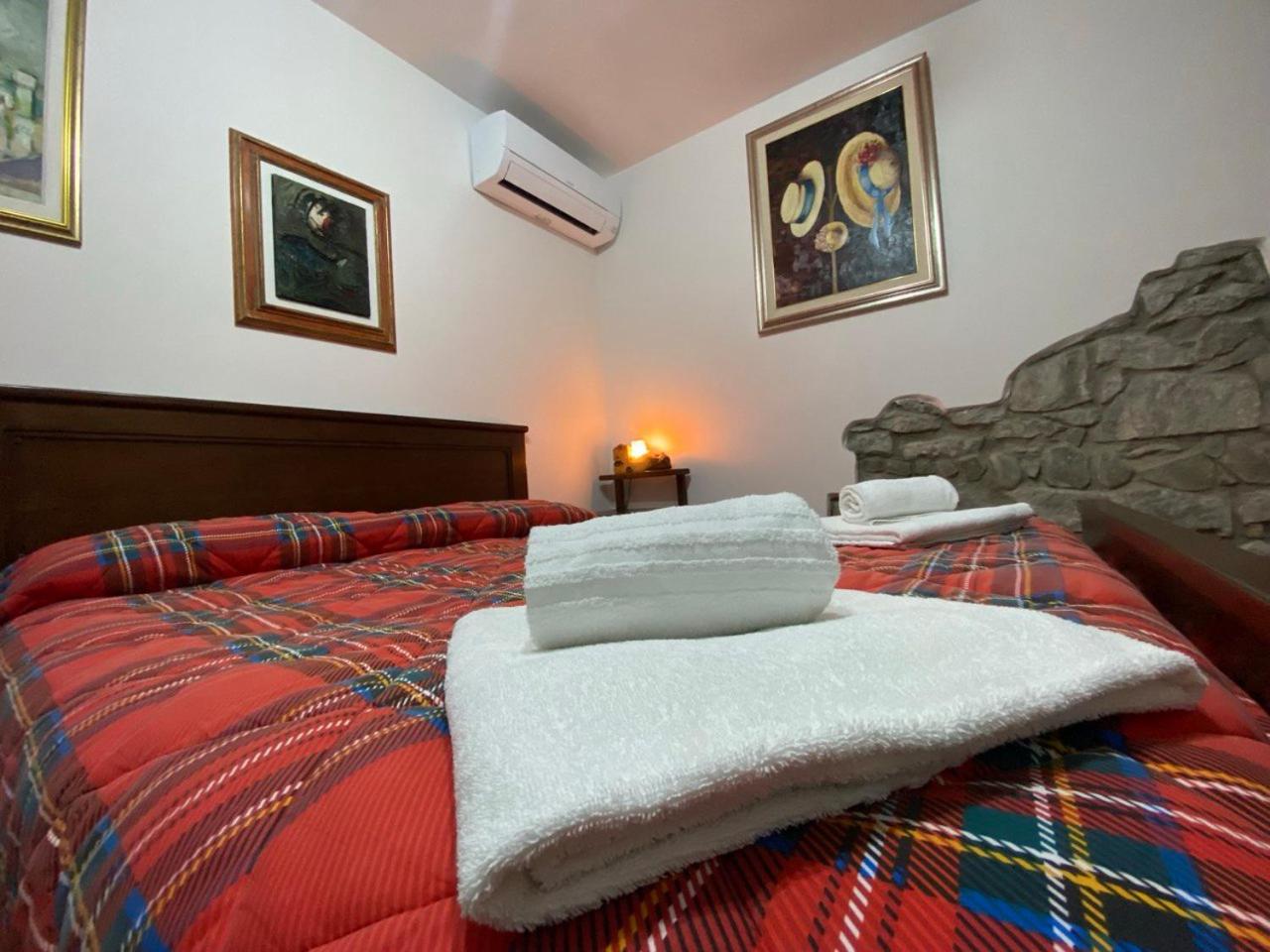 Classic Triple Room - Photo 1