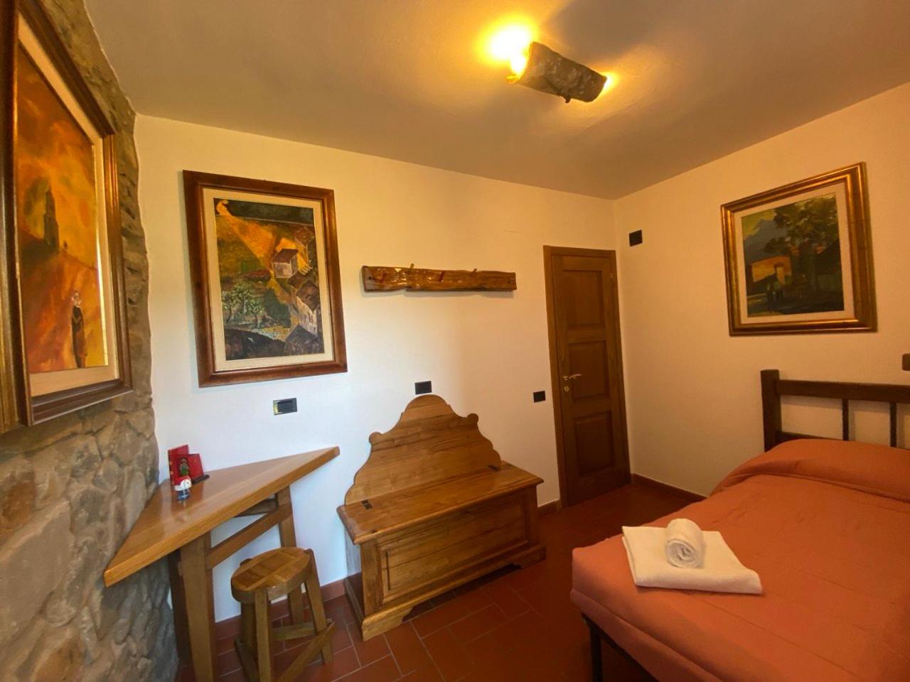 Classic Triple Room - Photo 4