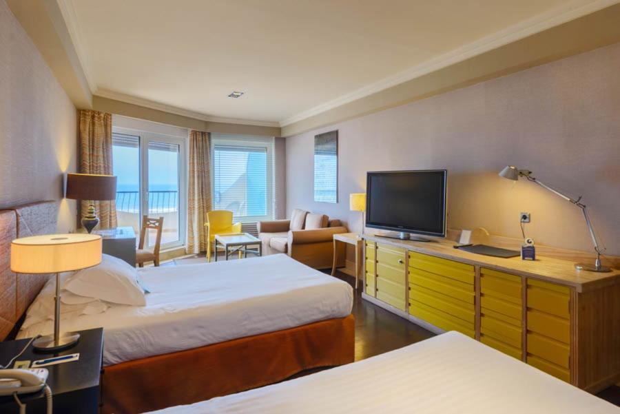 Superior Double or Twin Room with Sea View - Photo 1