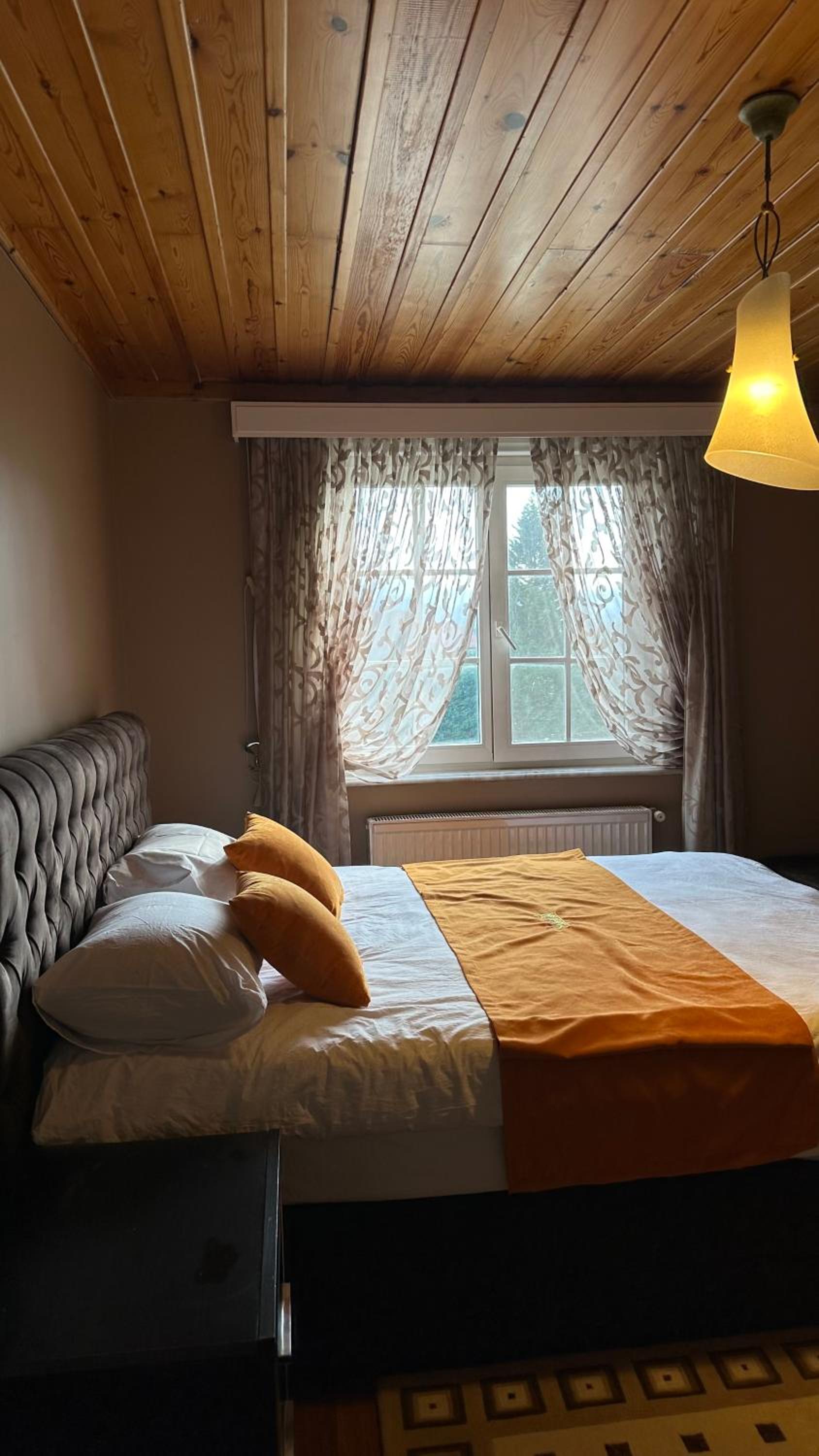 Three-Bedroom House photo 2