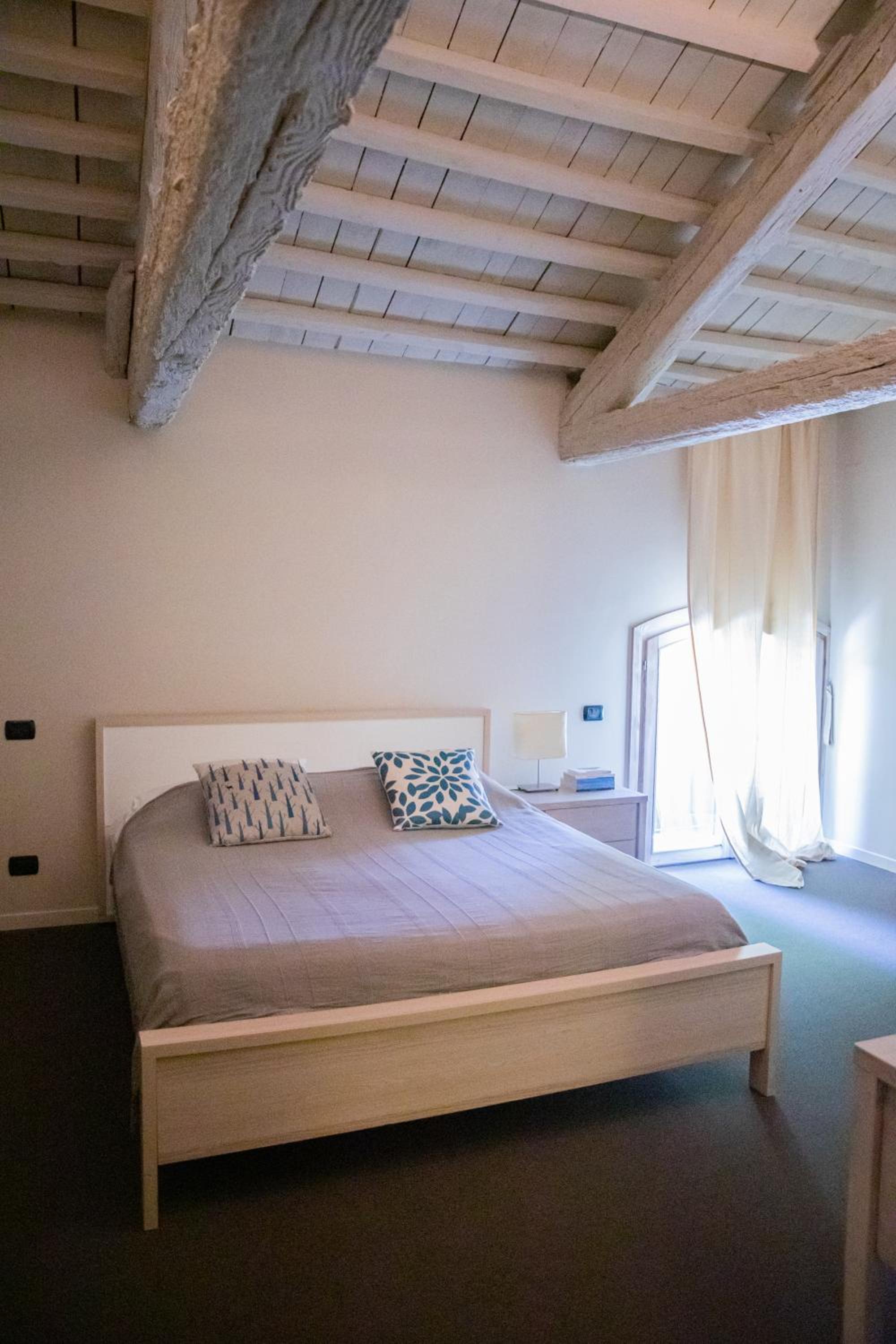 Double Room with Private Bathroom photo 1