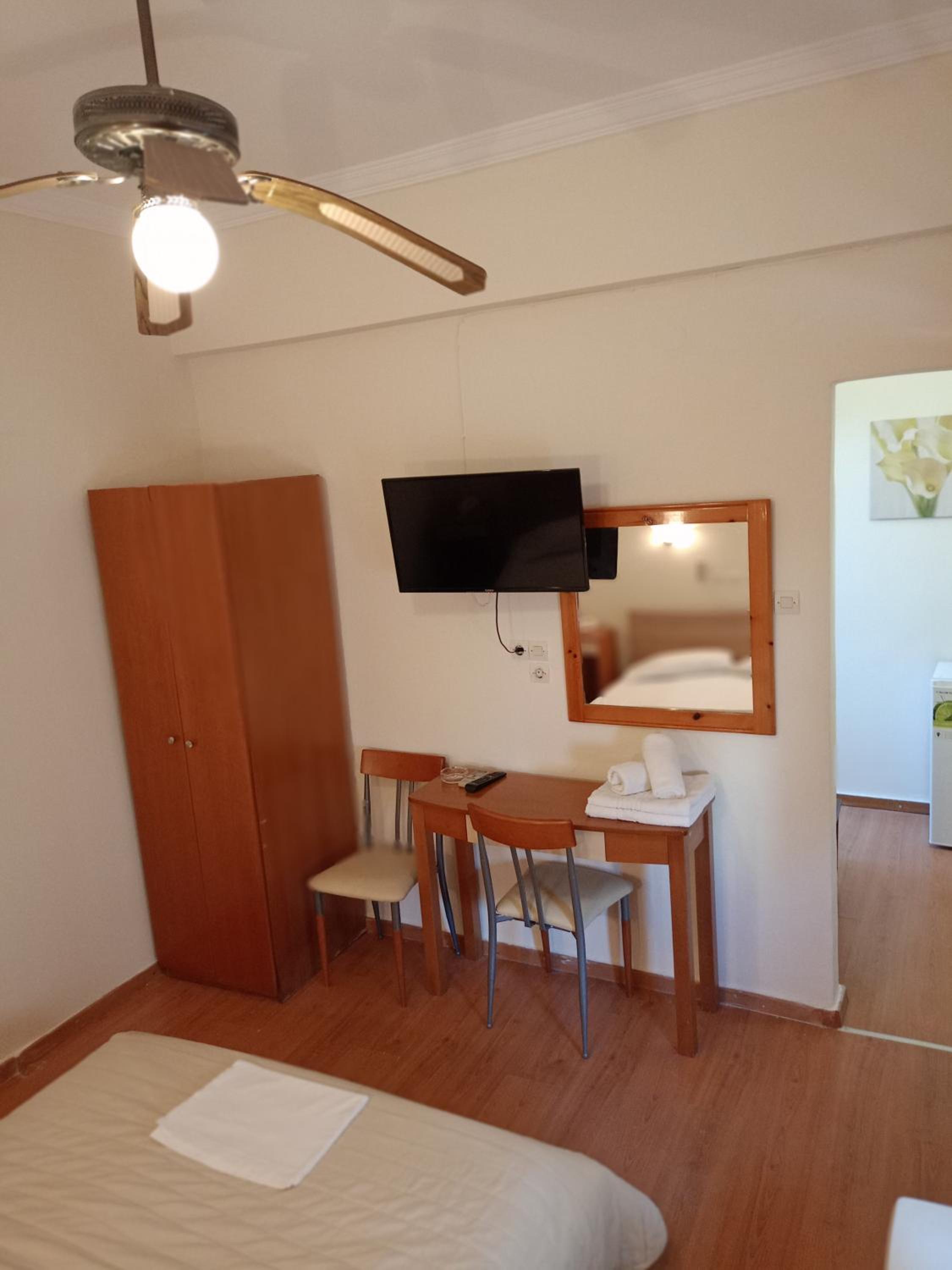 Deluxe Double Room photo 2