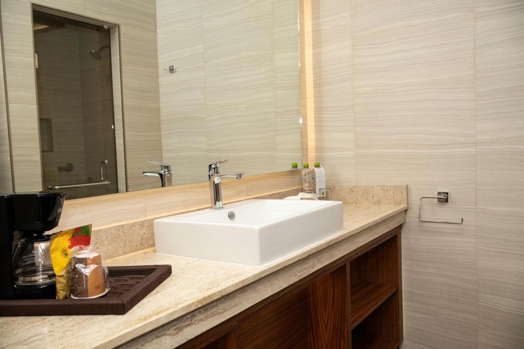 Junior Suite - Photo 8