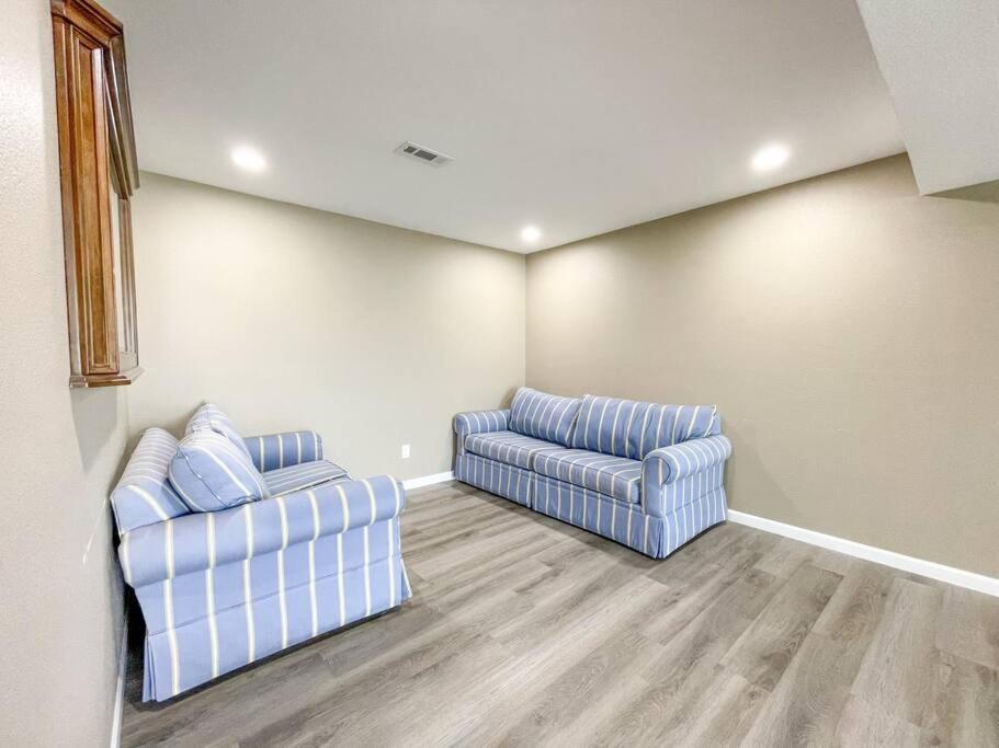 One-Bedroom House photo 1