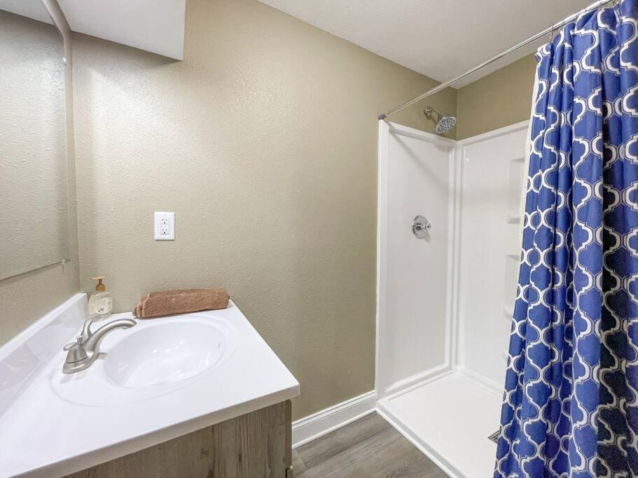 One-Bedroom House photo 2